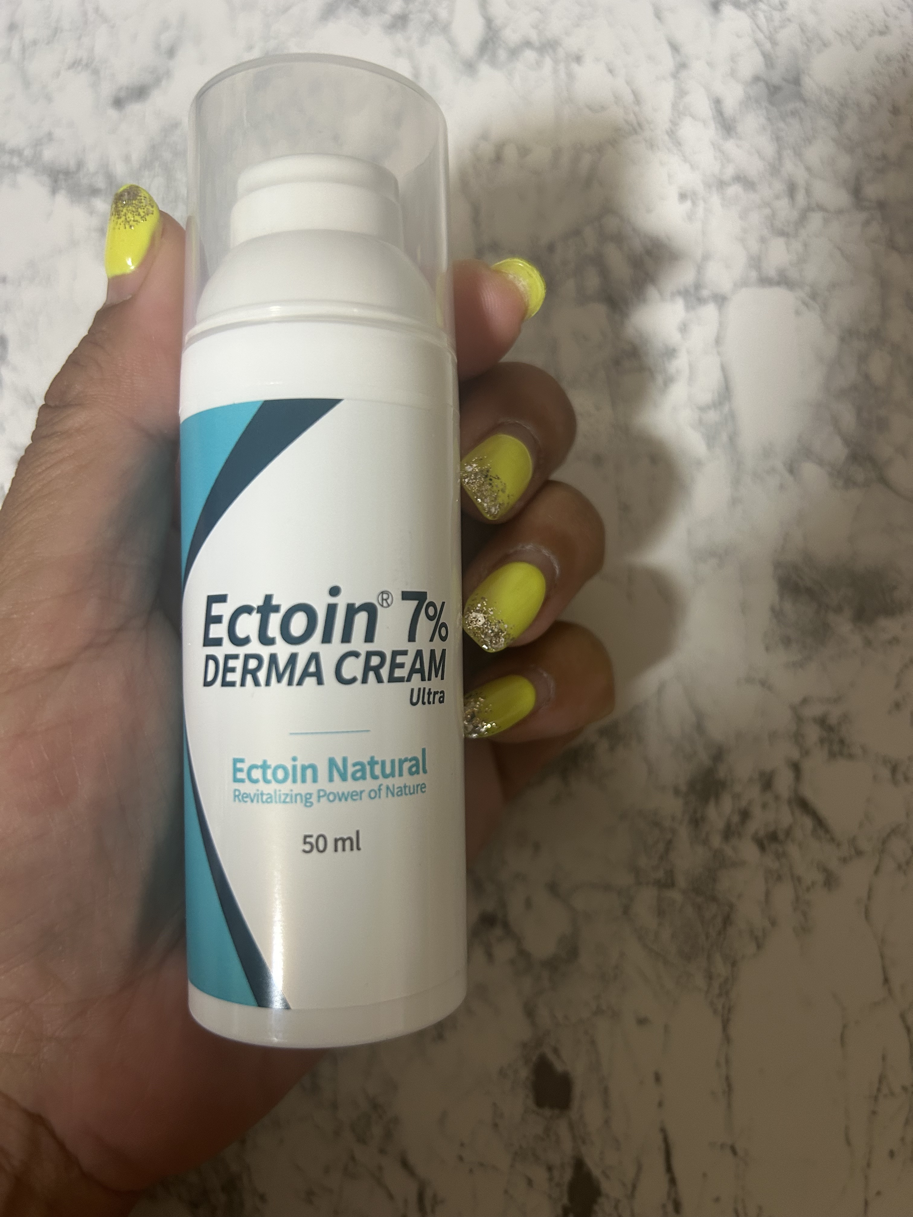 ドイツエクトイン 7％ ダーマクリームウルトラ/Dermailly/フェイスクリームを使ったクチコミ（1枚目）
