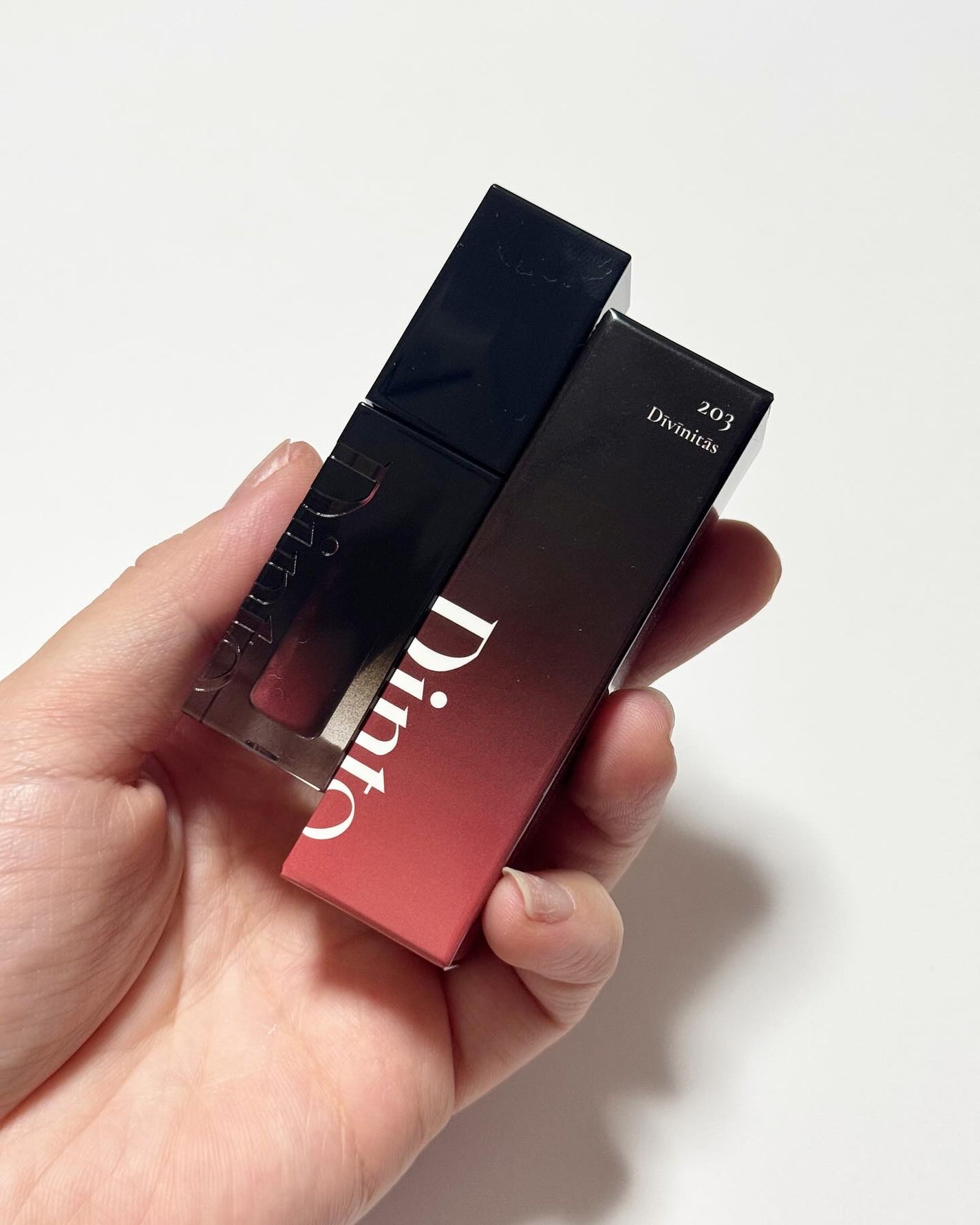 MOON on LIPS 「.🩶🩷🩶🩷🩶🩷Dintoブラーグローイリップティントガラスのよ..」(3枚目)