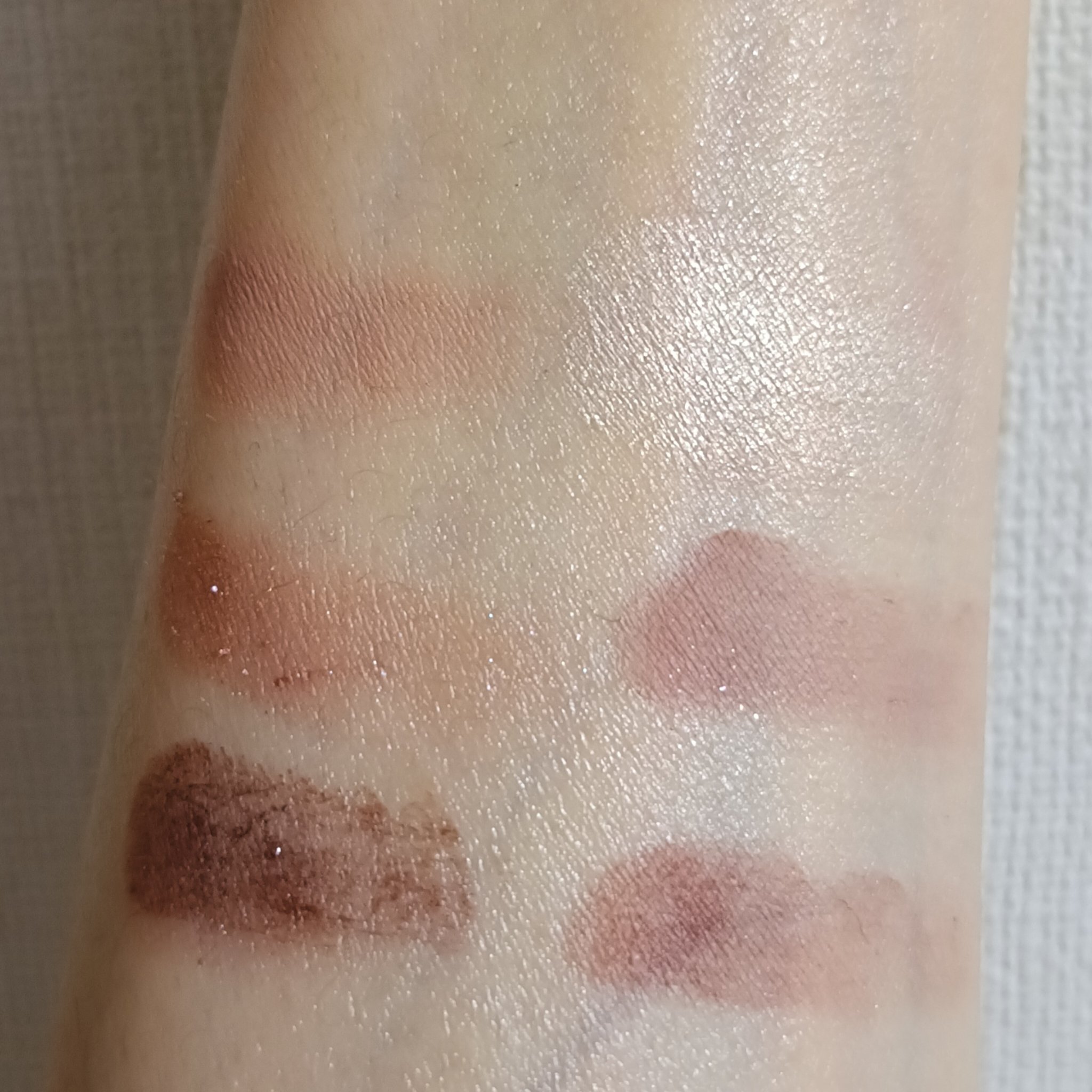 ブラーフィニシュシャドウパレット/Dinto/アイシャドウパレットを使ったクチコミ（3枚目）