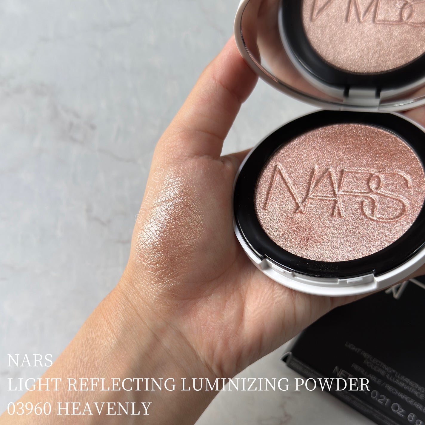 NARS ライトリフレクティング ルミナイジングパウダー/NARS/パウダーハイライトを使ったクチコミ(3枚目)