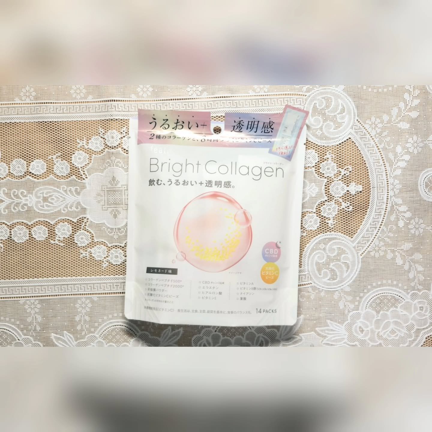 feat. Bright Collagen
飲む、うるおい＋透明感

サイズの異なるコラーゲンペプチドと、時間をかけてじっくり溶ける多種構造ビタミンCビーズを1包に詰め込んだ栄養機能食品✨

2種類の低分子コラーゲン×8時間ビタミンCで手に