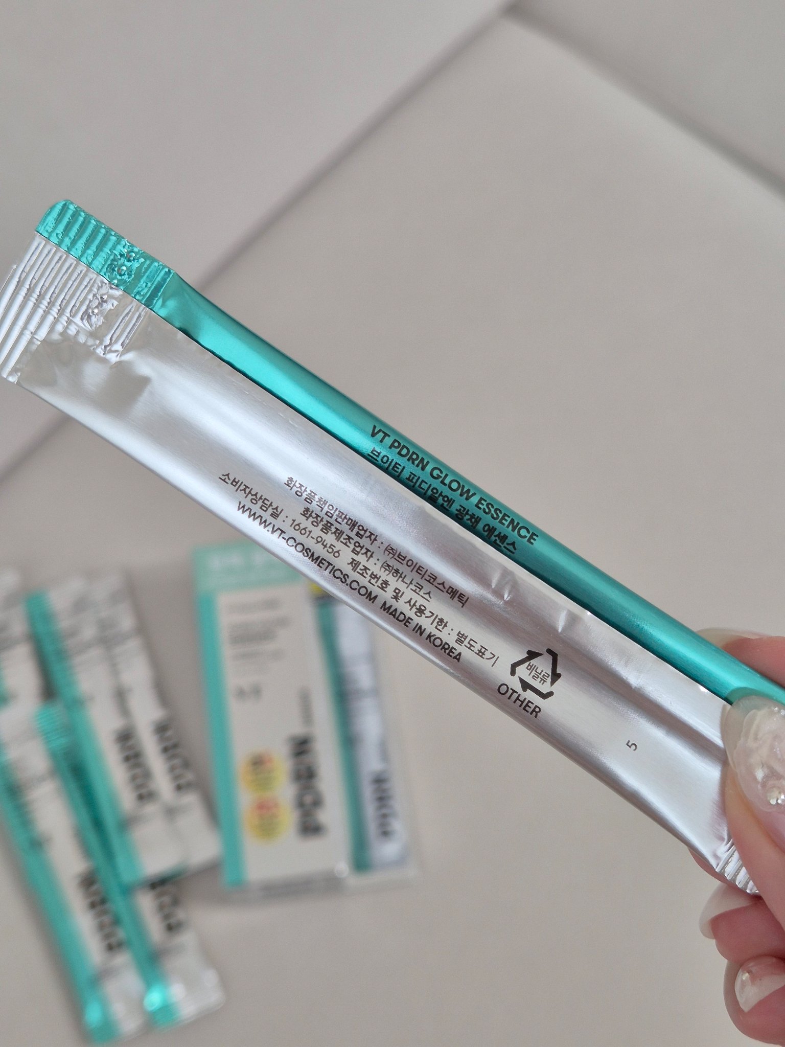 2025年夏新作美容液】PDRN GLOW ESSENCE｜VTの使い方を徹底解説