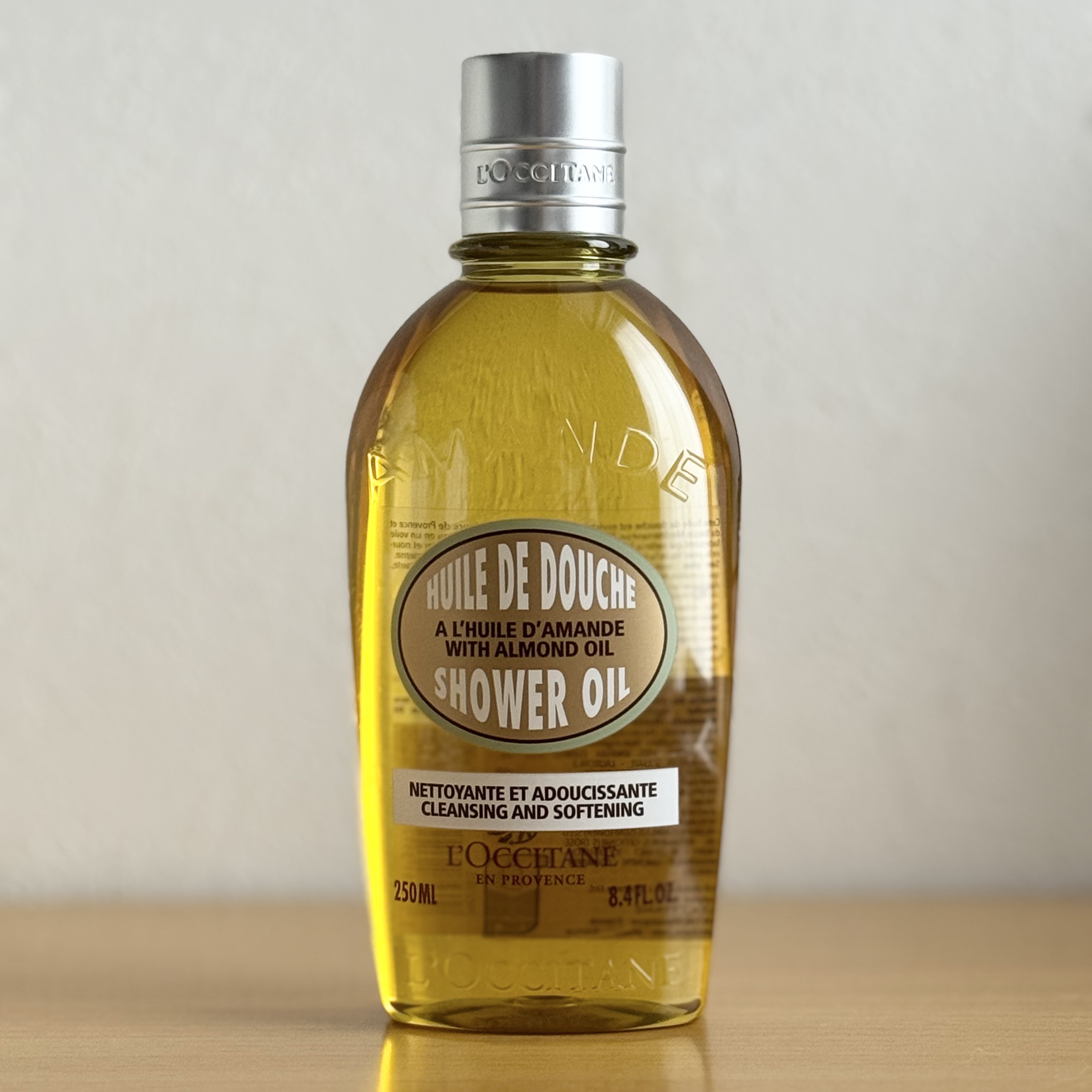 アーモンド モイスチャライジングシャワーオイル/L'OCCITANE/ボディソープを使ったクチコミ（1枚目）