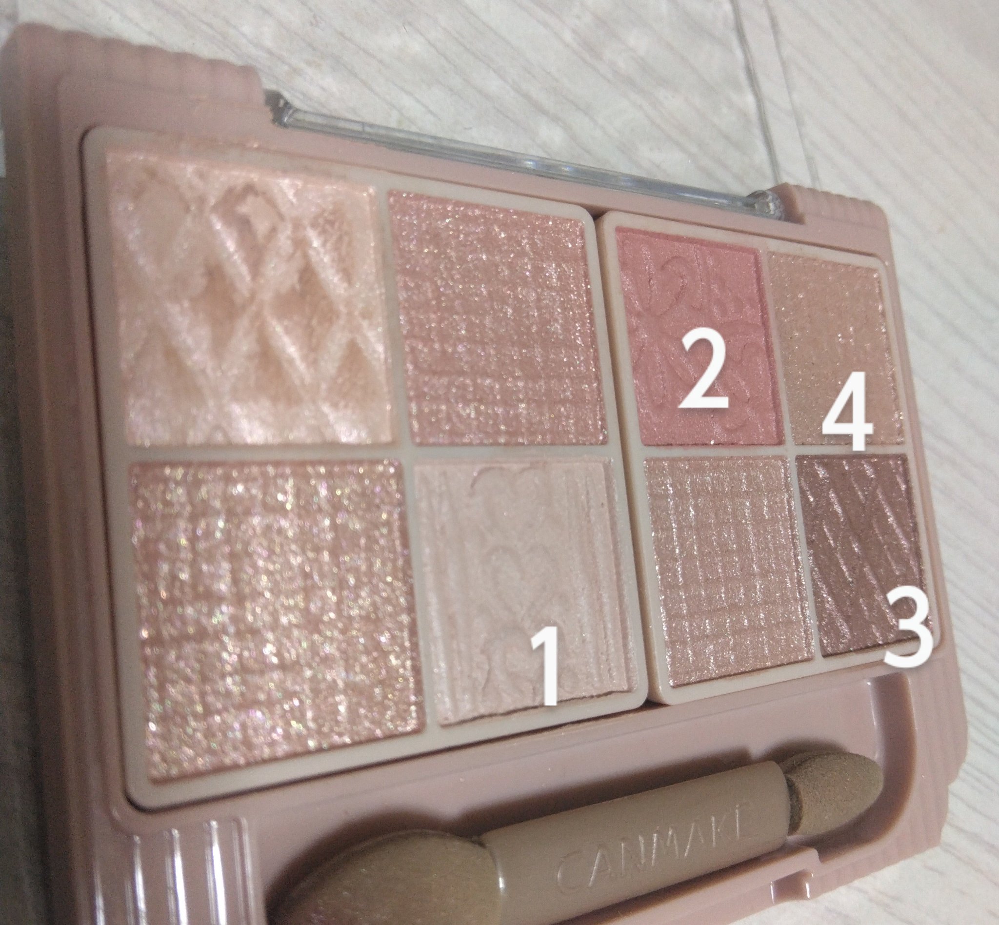 プティパレットアイズ/キャンメイク/パウダーアイシャドウを使ったクチコミ（2枚目）