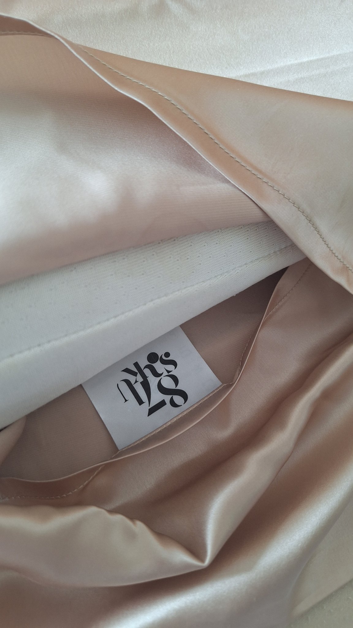 87saku ハナサク シルク枕カバー/87saku/その他を使ったクチコミ（3枚目）