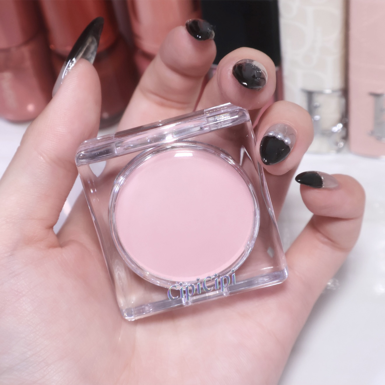 ポアレスチーク 01 バニーピンク/CipiCipi/パウダーチークを使ったクチコミ（1枚目）