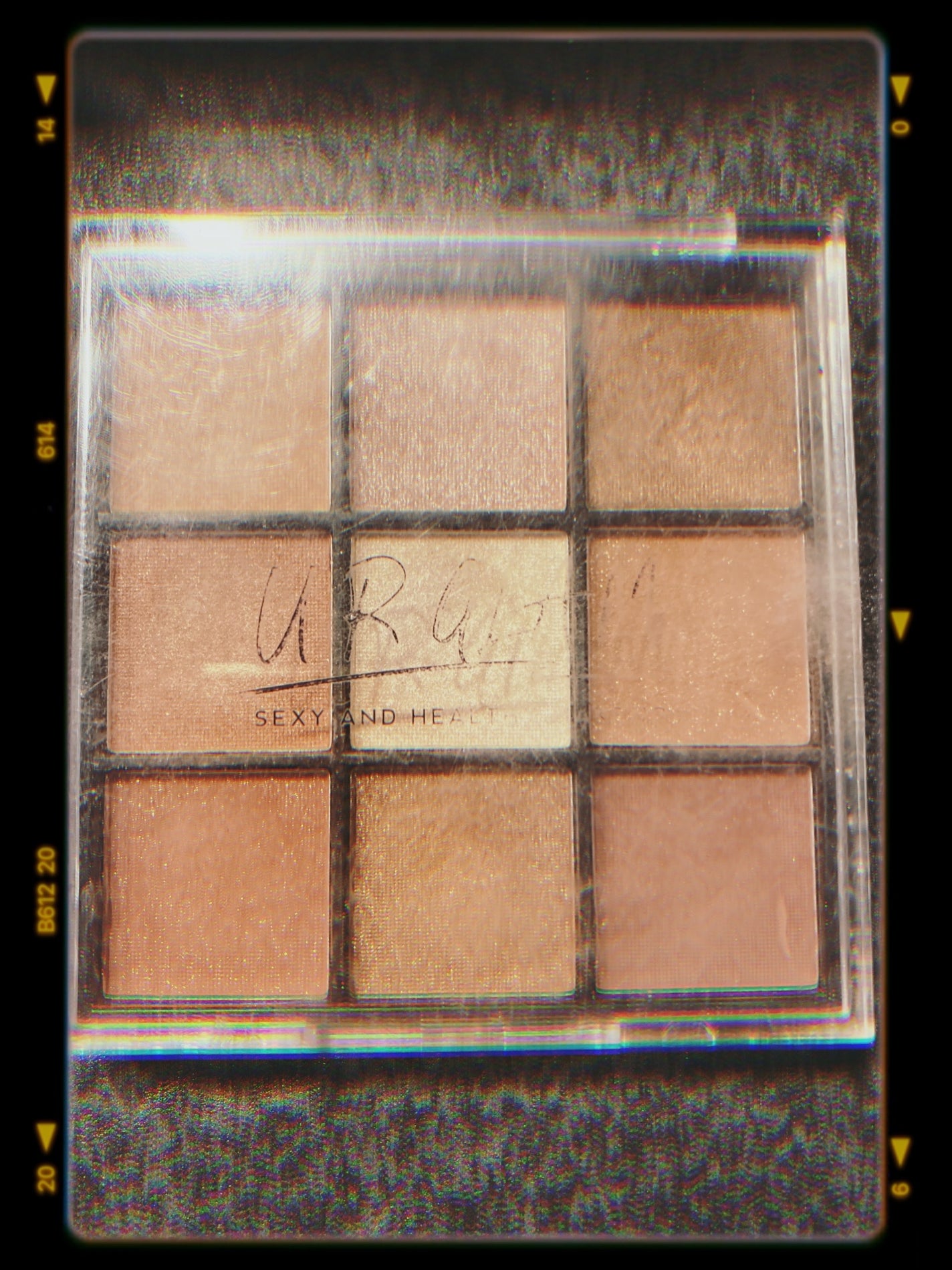 UR GLAM BLOOMING EYE COLOR PALETTE/U R GLAM/アイシャドウパレットを使ったクチコミ(1枚目)