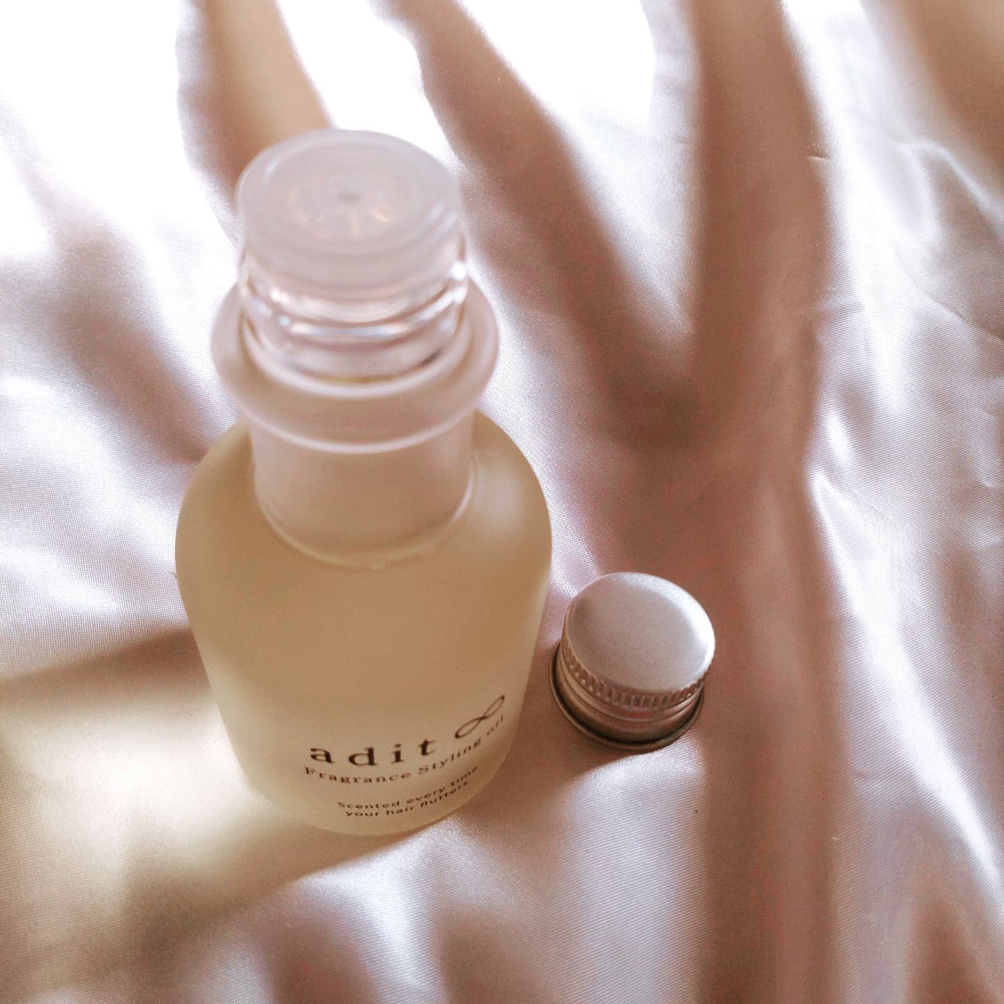 フレグランス スタイリングオイル/adit∞/ヘアオイルを使ったクチコミ（3枚目）