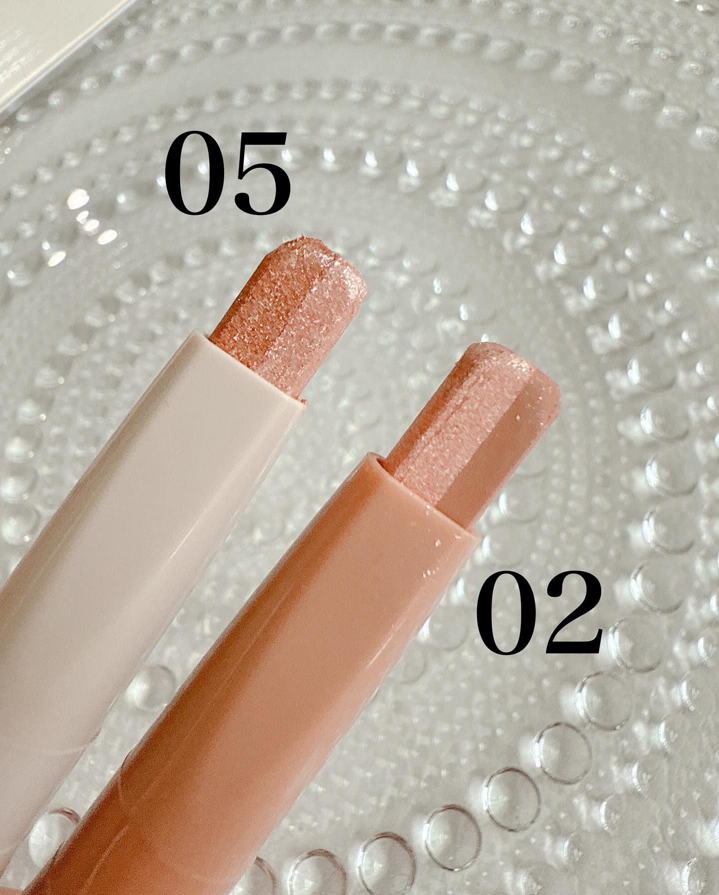 ツートーンシャドウ/MERYTHOD/スティックアイシャドウを使ったクチコミ（3枚目）