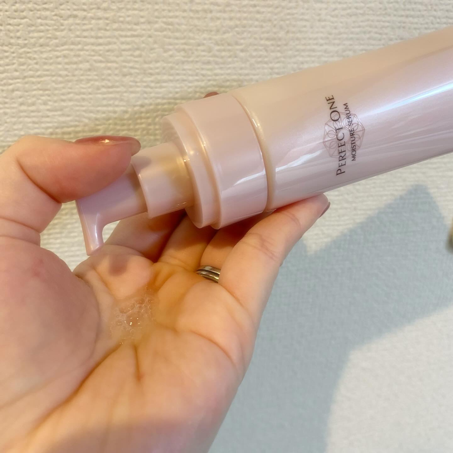 パーフェクトワン モイスチャーセラム/パーフェクトワン/オールインワン化粧品を使ったクチコミ（2枚目）