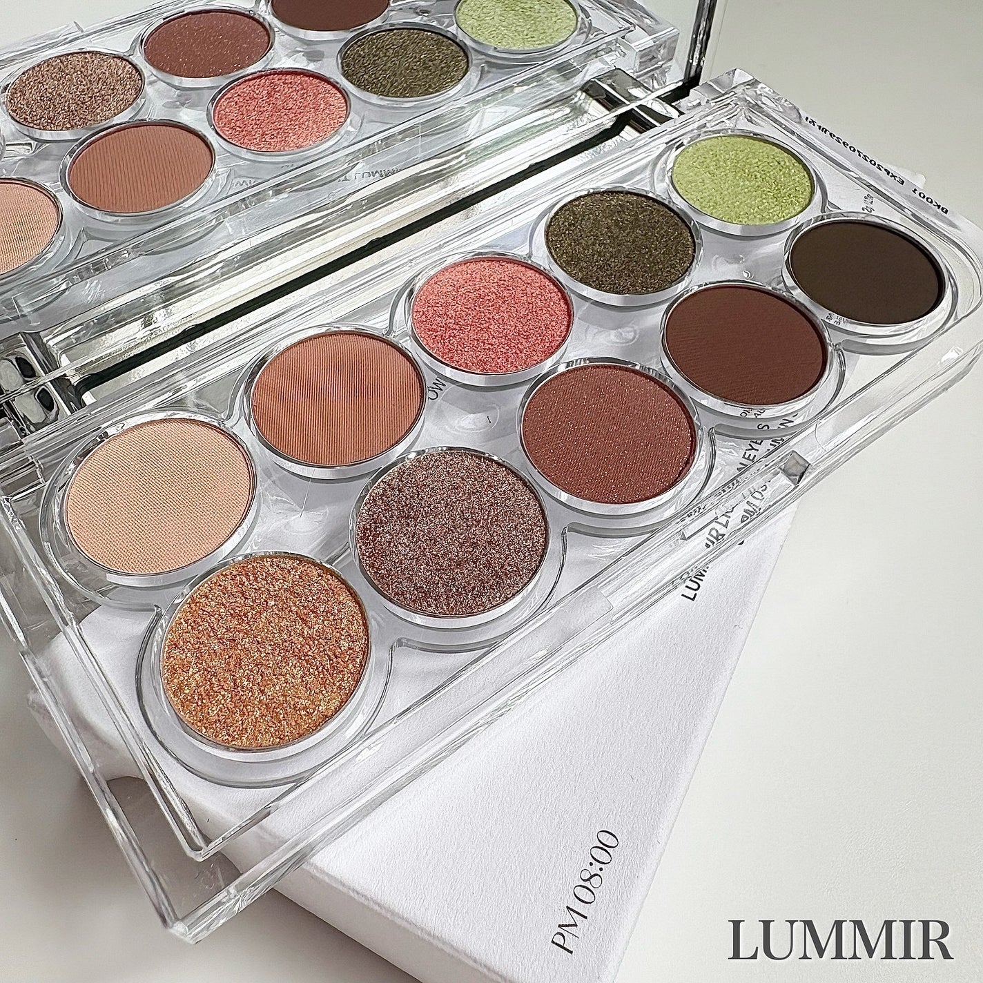 ライトオンアイズシャドウパレット/ルミル/アイシャドウパレットを使ったクチコミ(1枚目)