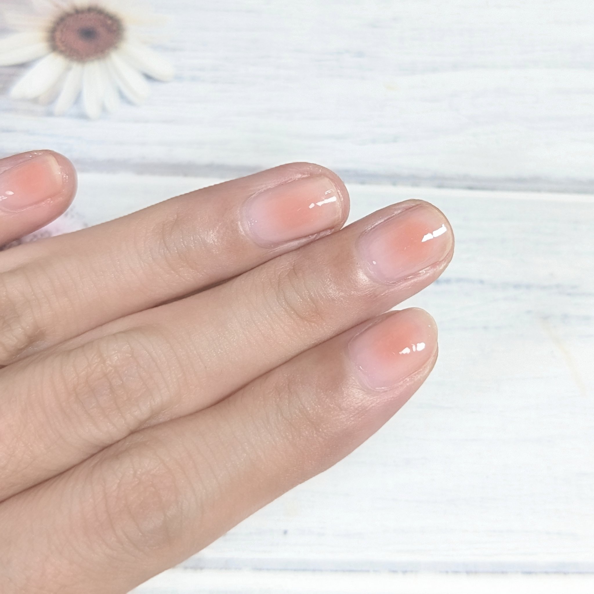 カラフルネイルズ/キャンメイク/マニキュアを使ったクチコミ（2枚目）