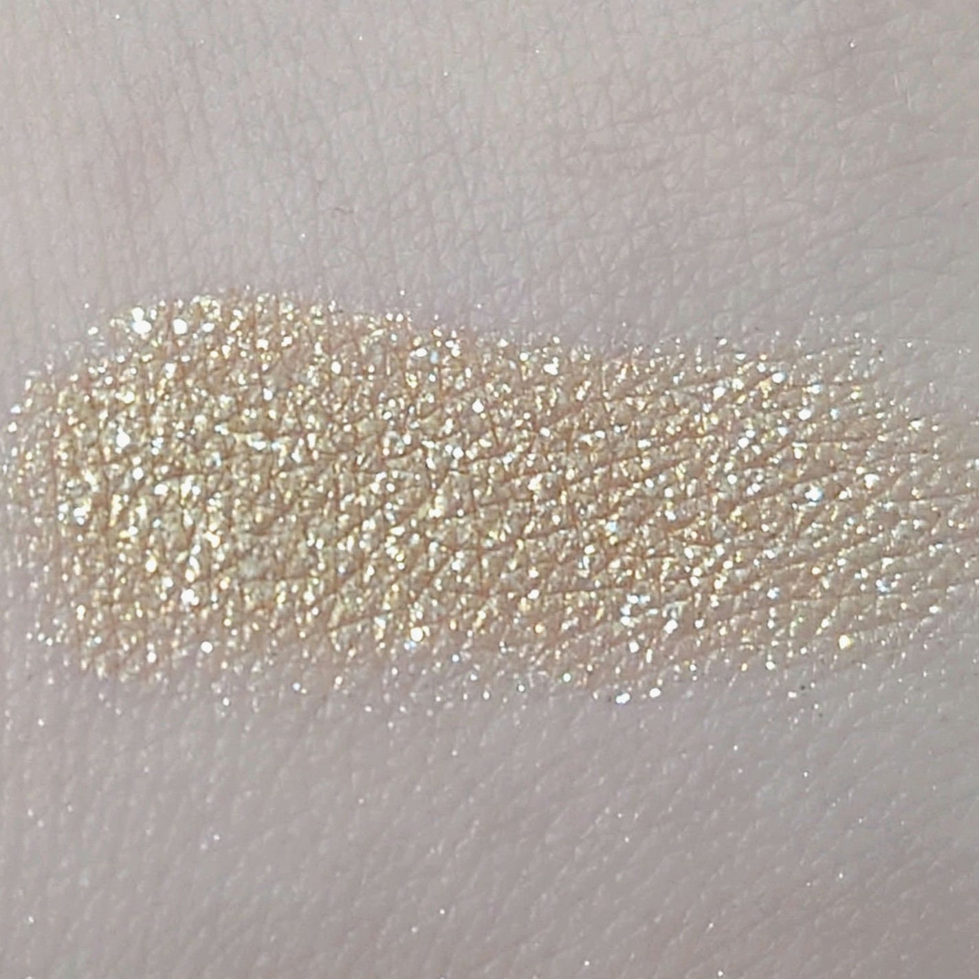 ゴールドラッシュ アイシャドー/NARS/単色アイシャドウを使ったクチコミ(2枚目)