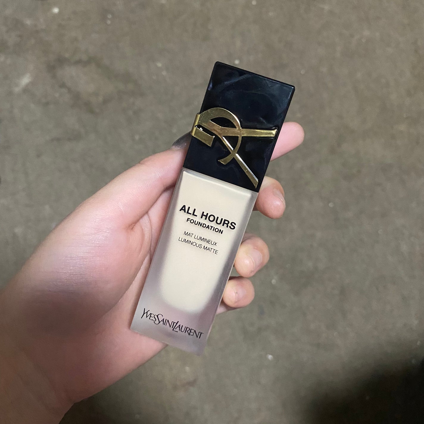 オールアワーズ リキッド/YVES SAINT LAURENT BEAUTE/リキッドファンデーションを使ったクチコミ(1枚目)
