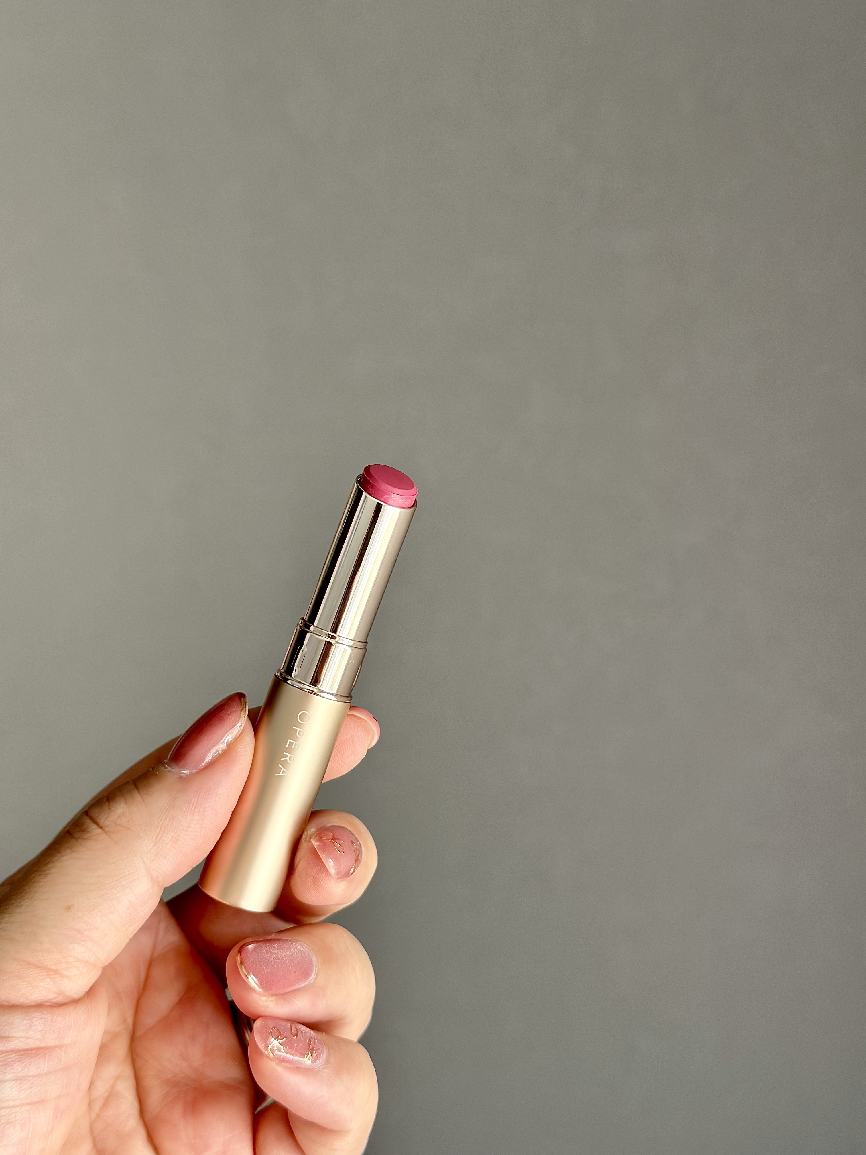 オペラ シアーマットリップスティック 105 ラベンダーピンク（限定色）/OPERA/口紅を使ったクチコミ（1枚目）