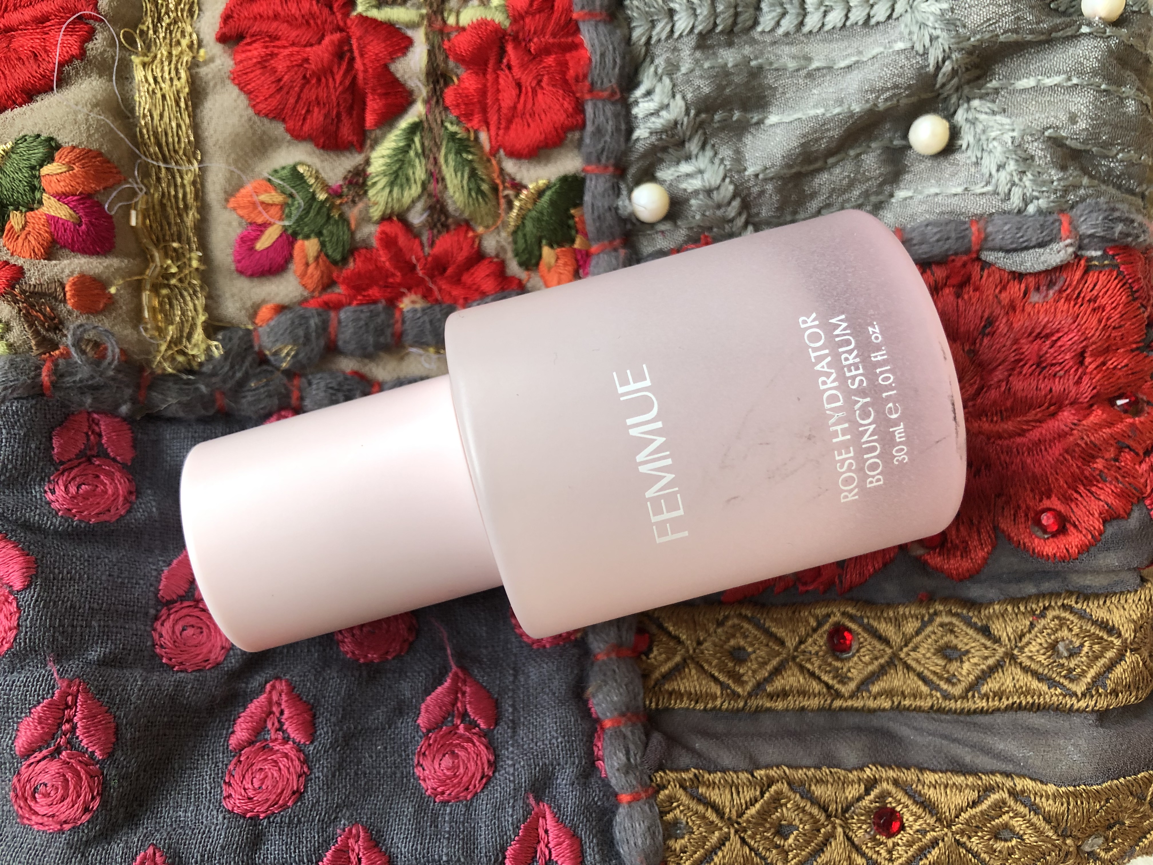 ローズ バウンシーセラム/FEMMUE/美容液を使ったクチコミ（1枚目）