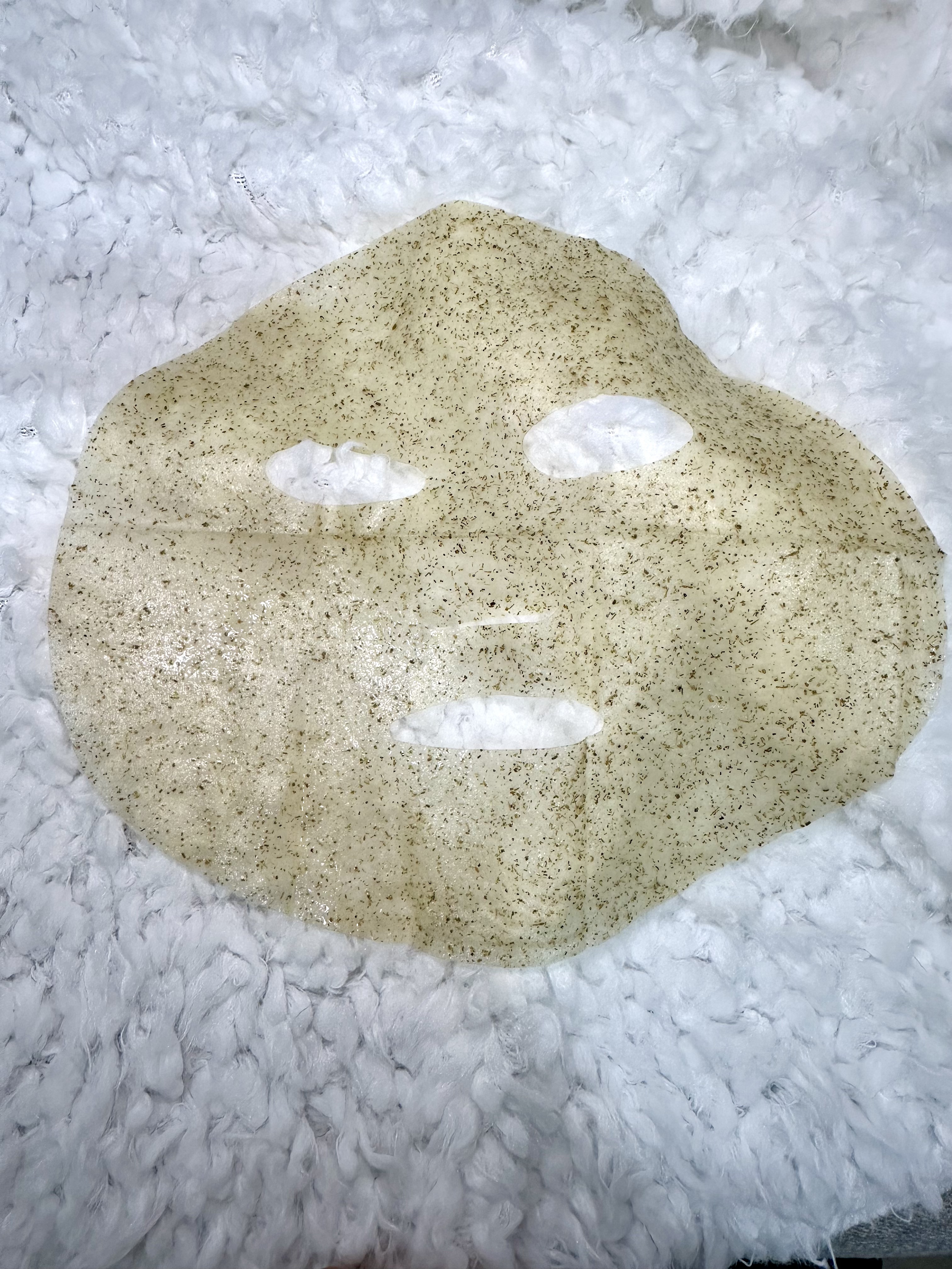 ツボクサスージングハイドロヨモギマスク/LIALUSTER/シートマスク・パックを使ったクチコミ（3枚目）