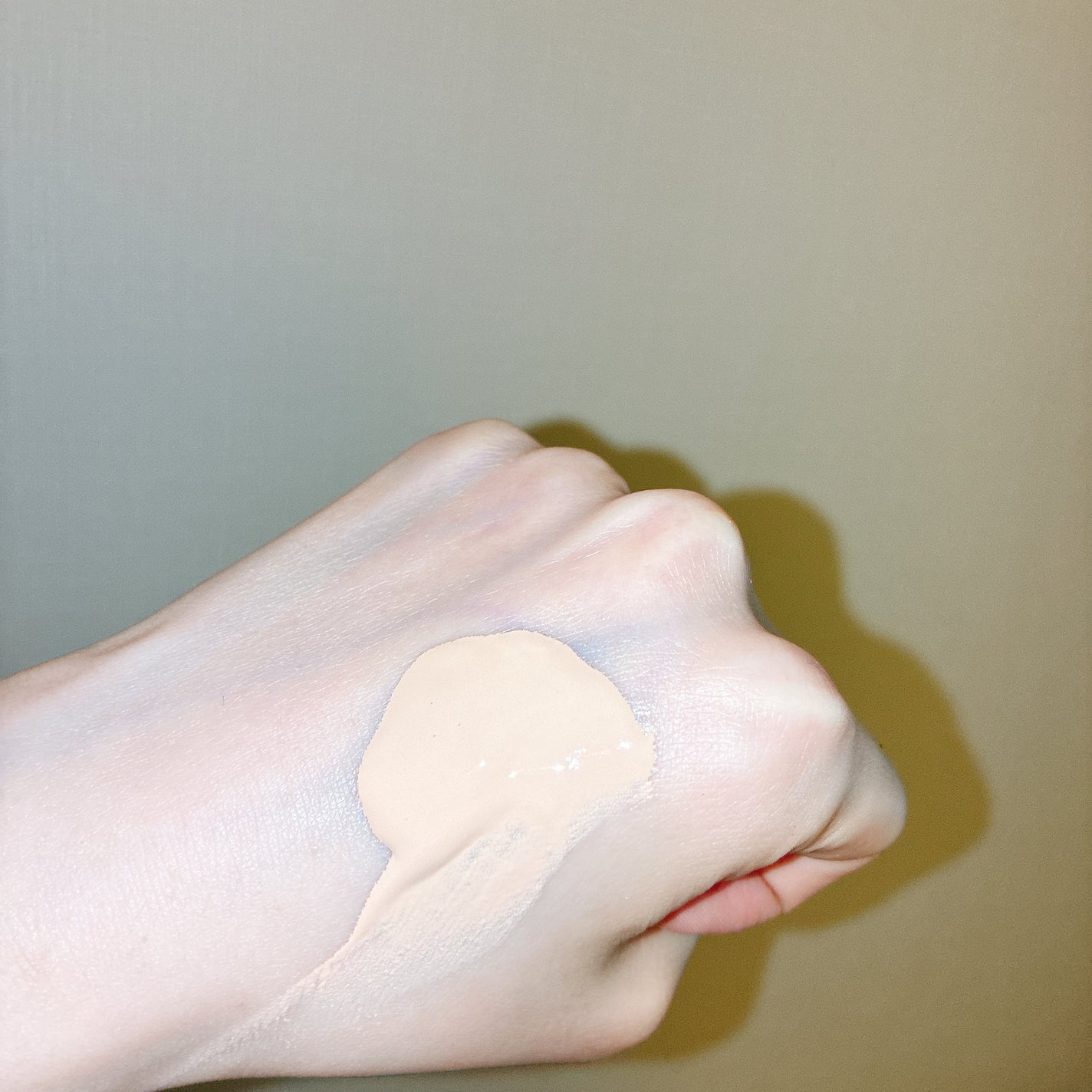 エレガンス ラ プードル オートニュアンス リクスィーズ/Elégance/プレストパウダーを使ったクチコミ(2枚目)