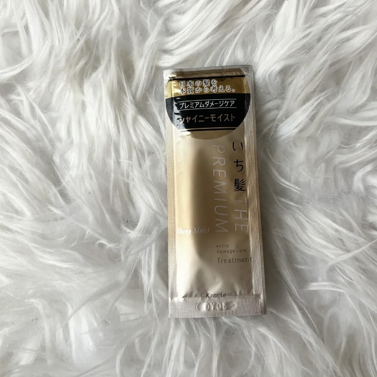 THE PREMIUM エクストラダメージケアシャンプー／トリートメント（シャイニーモイスト） トリートメント ポンプ 480g/いち髪/市販シャンプーを使ったクチコミ（1枚目）
