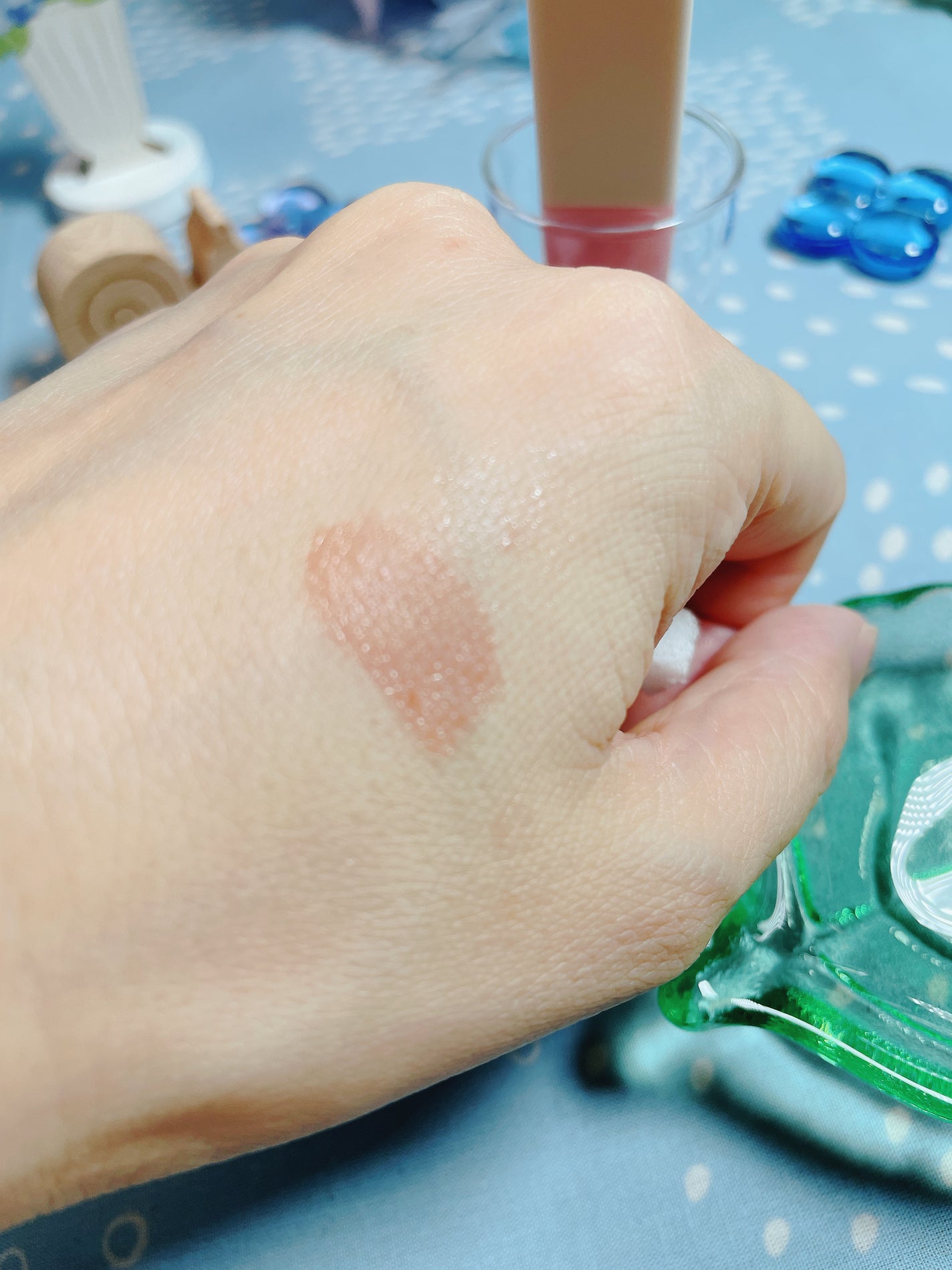 ウォーターグラスティント/hana by hince/口紅を使ったクチコミ(3枚目)