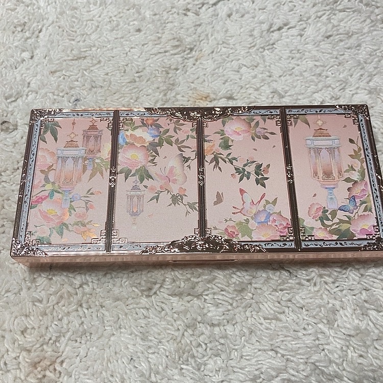 胡蝶雲肩 シェーディングパレット/FlowerKnows/シェーディングを使ったクチコミ（1枚目）