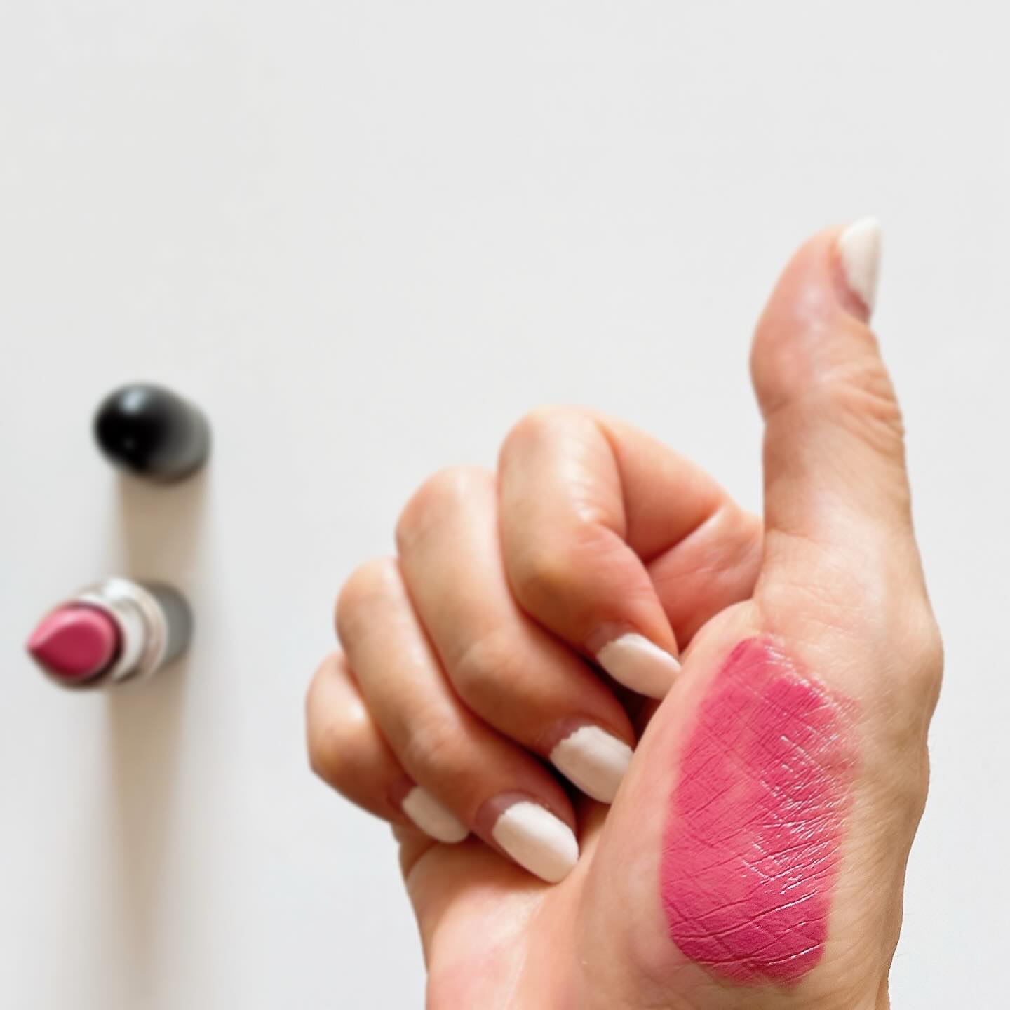 マキシマル スリーク サテン リップスティック/M・A・C/口紅を使ったクチコミ（2枚目）