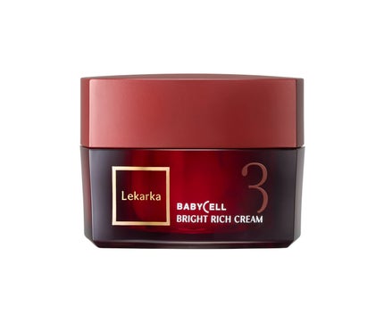 Lekarka ブライトリッチクリーム