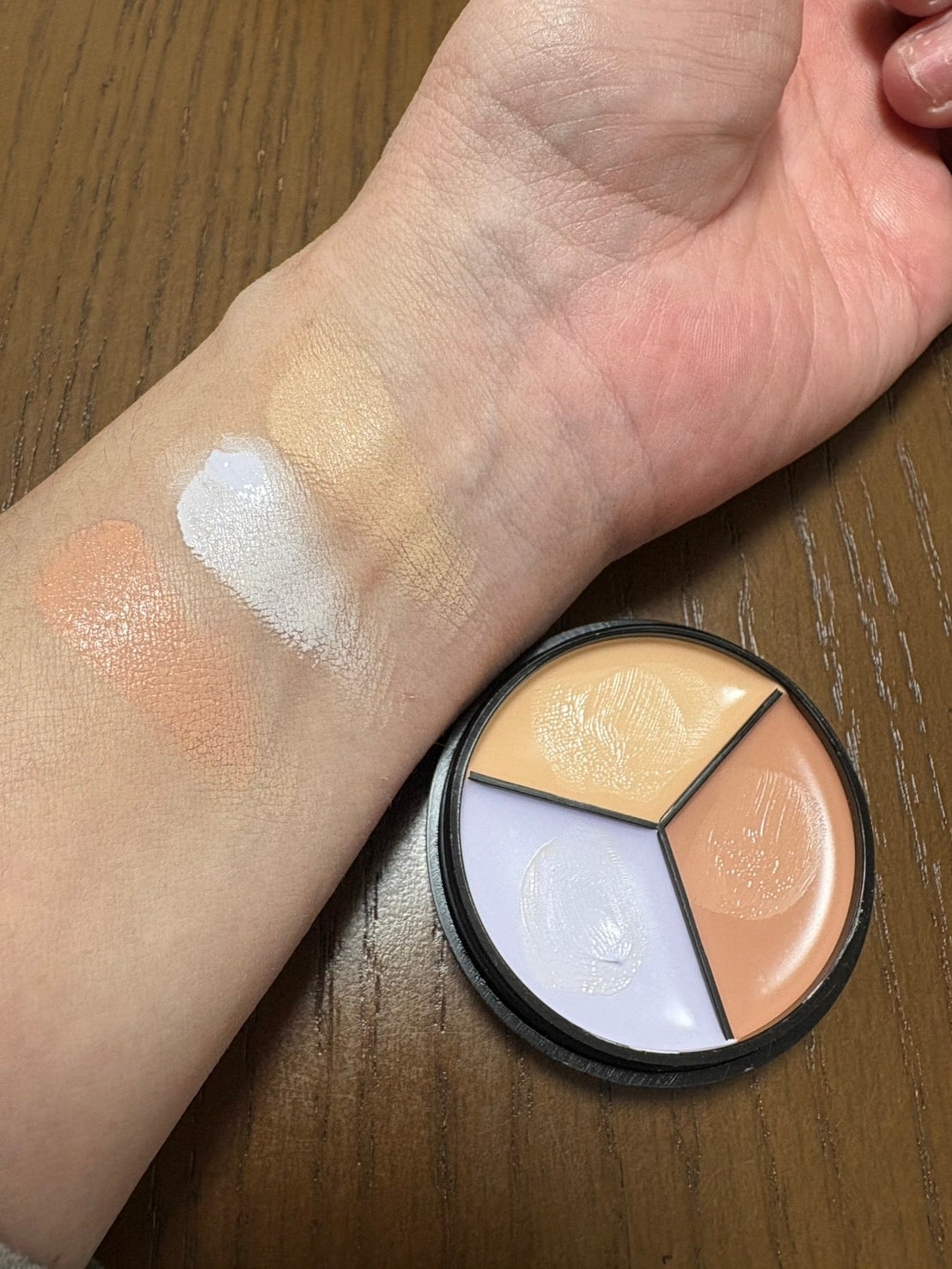 lovelycc マジックカバーチートコンシーラー/LOVELYCC/パレットコンシーラーを使ったクチコミ(4枚目)