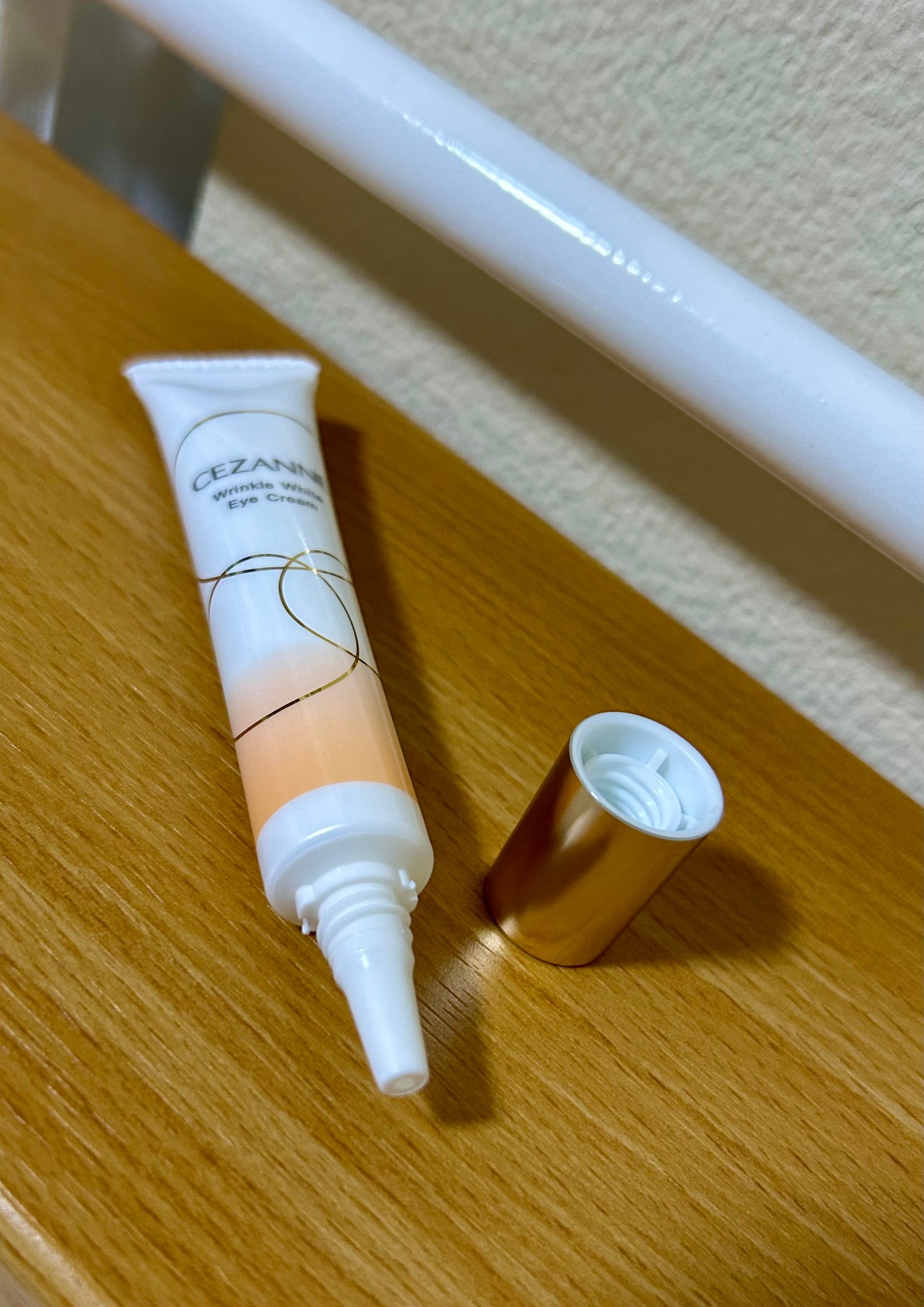 リンクルホワイトアイクリーム/CEZANNE/アイケア・アイクリームを使ったクチコミ(3枚目)
