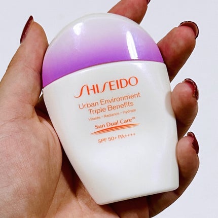 SHISEIDO アーバン トリプル ビューティ サンケア エマルジョンのクチコミ「\顔の日焼け止めは絶対これ〜❤️🔥/
────────────
♡SHISEIDO
アーバ.....」(1枚目)