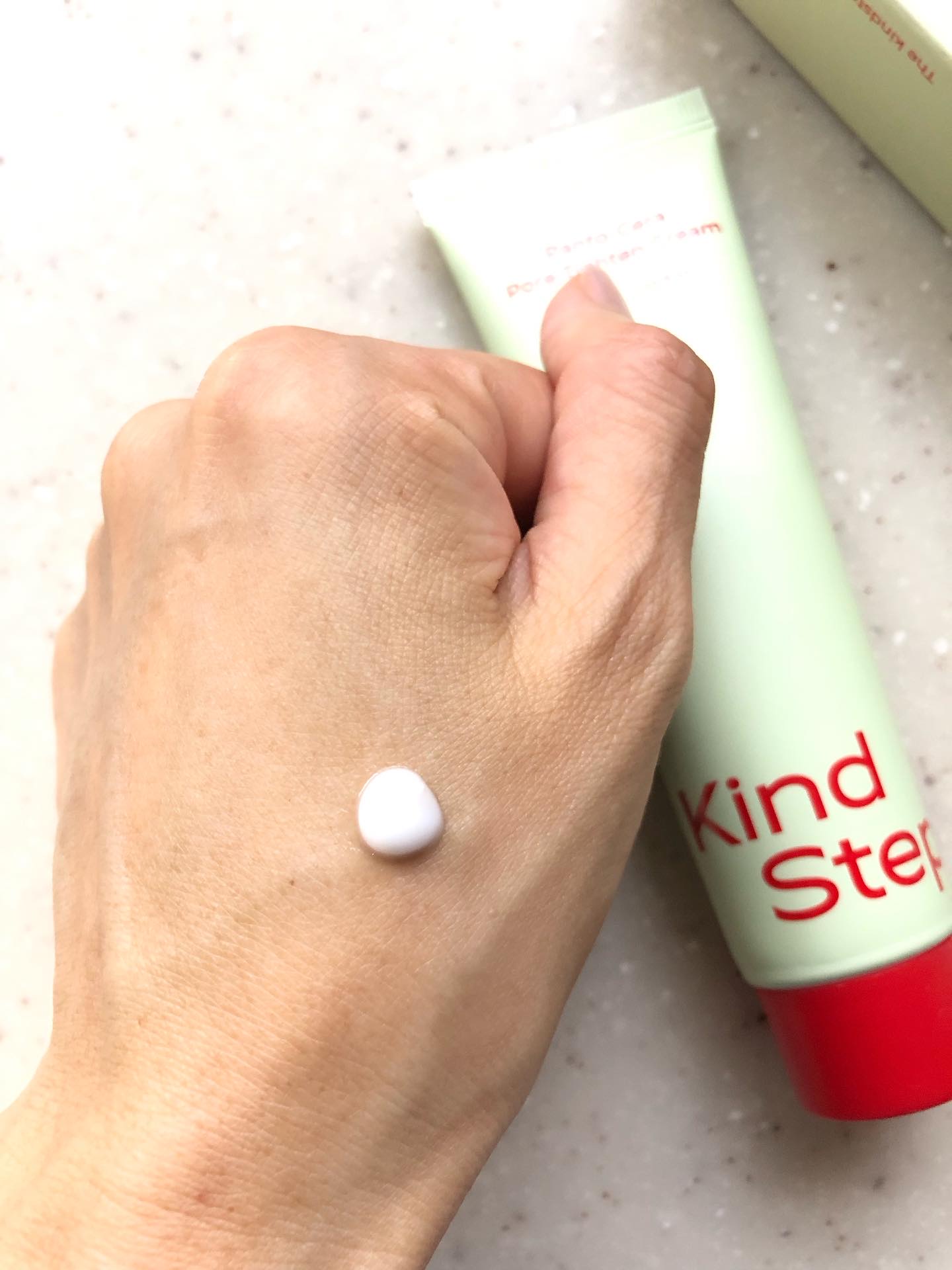 パントセラポアタイットンクリーム/KindStep/フェイスクリームを使ったクチコミ（2枚目）