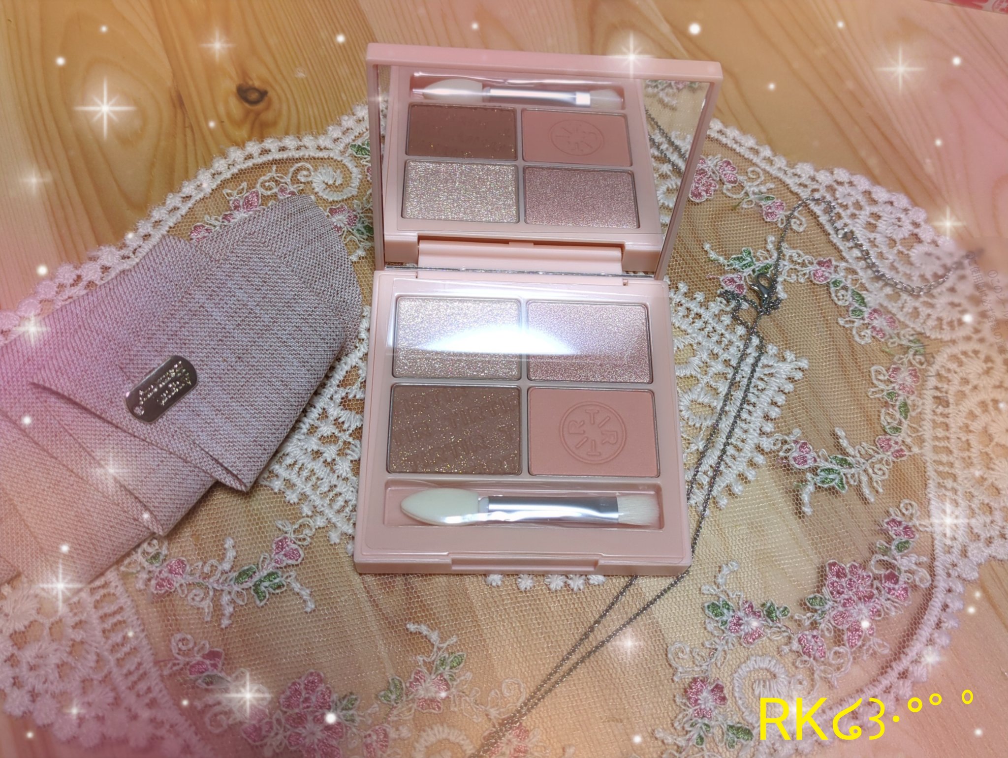 ミルキー メロウ シャドウ 02 ピーチ/TIRTIR(ティルティル)/アイシャドウパレットを使ったクチコミ（1枚目）