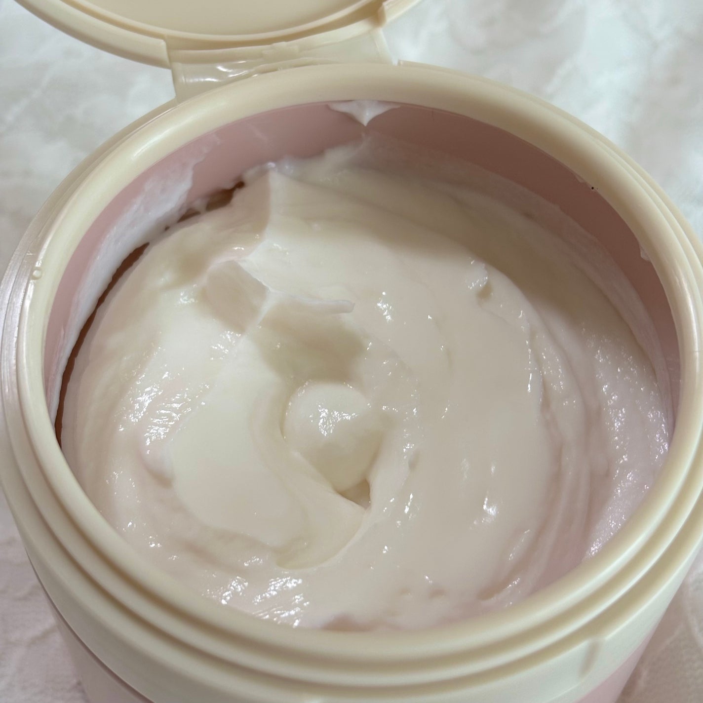 バクチオールスフレボディクリーム/MECHAI/ボディクリームを使ったクチコミ(2枚目)