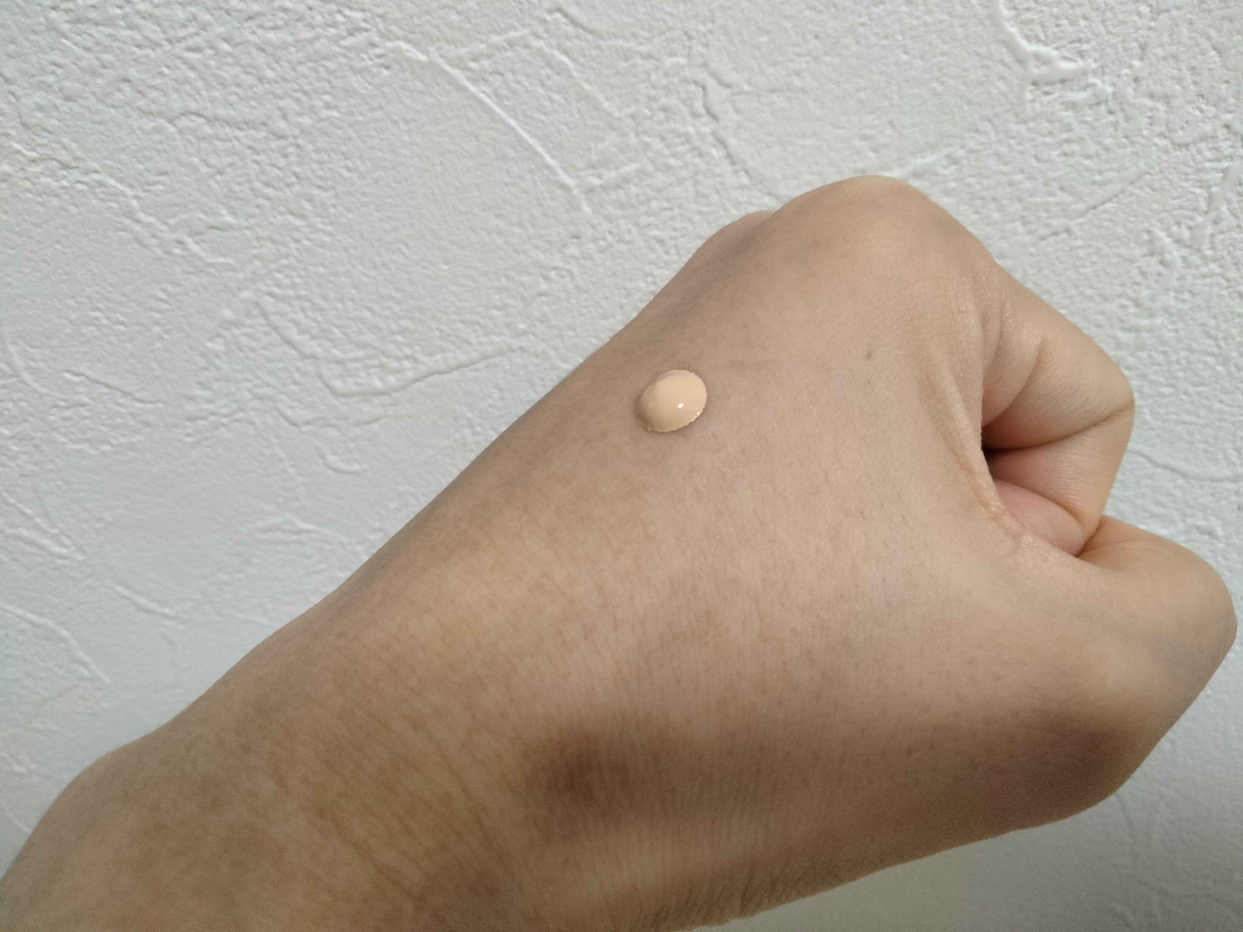 アンリミテッド ケア ツヤ セラム ファンデーション/shu uemura/リキッドファンデーションを使ったクチコミ（3枚目）