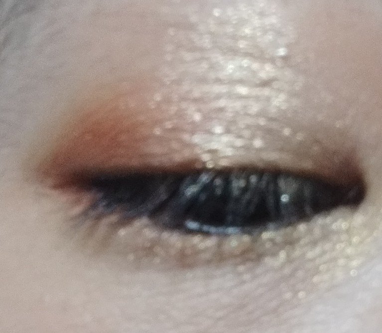 レブロン ダズル アイシャドウ クアッド/REVLON/アイシャドウパレットを使ったクチコミ（1枚目）