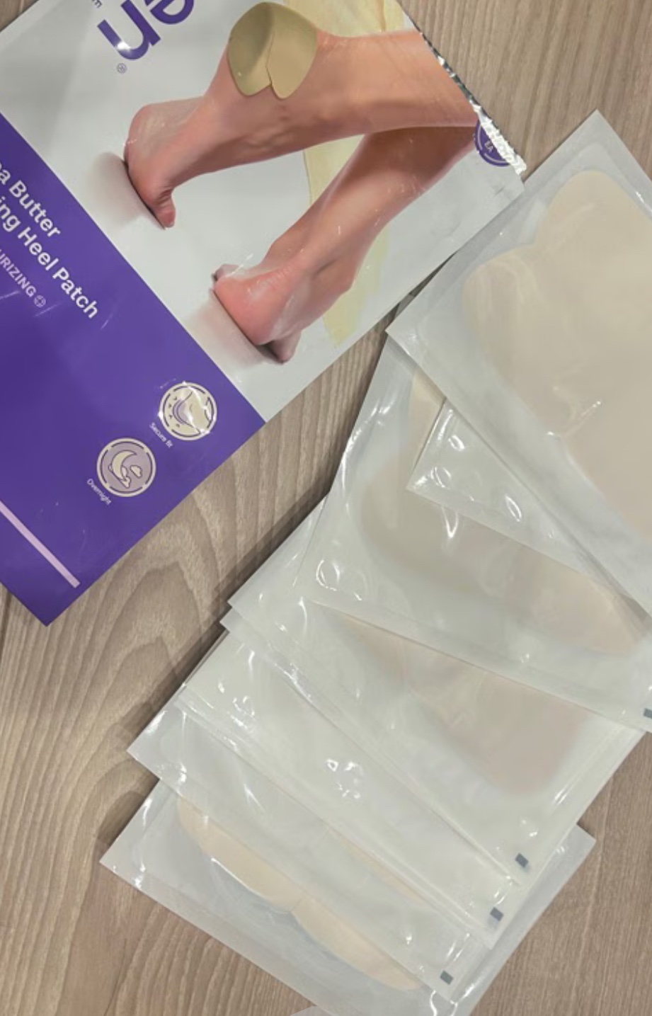 シアバター スリーピング ヒール パッチ/BAREN/レッグ・フットケアを使ったクチコミ（1枚目）
