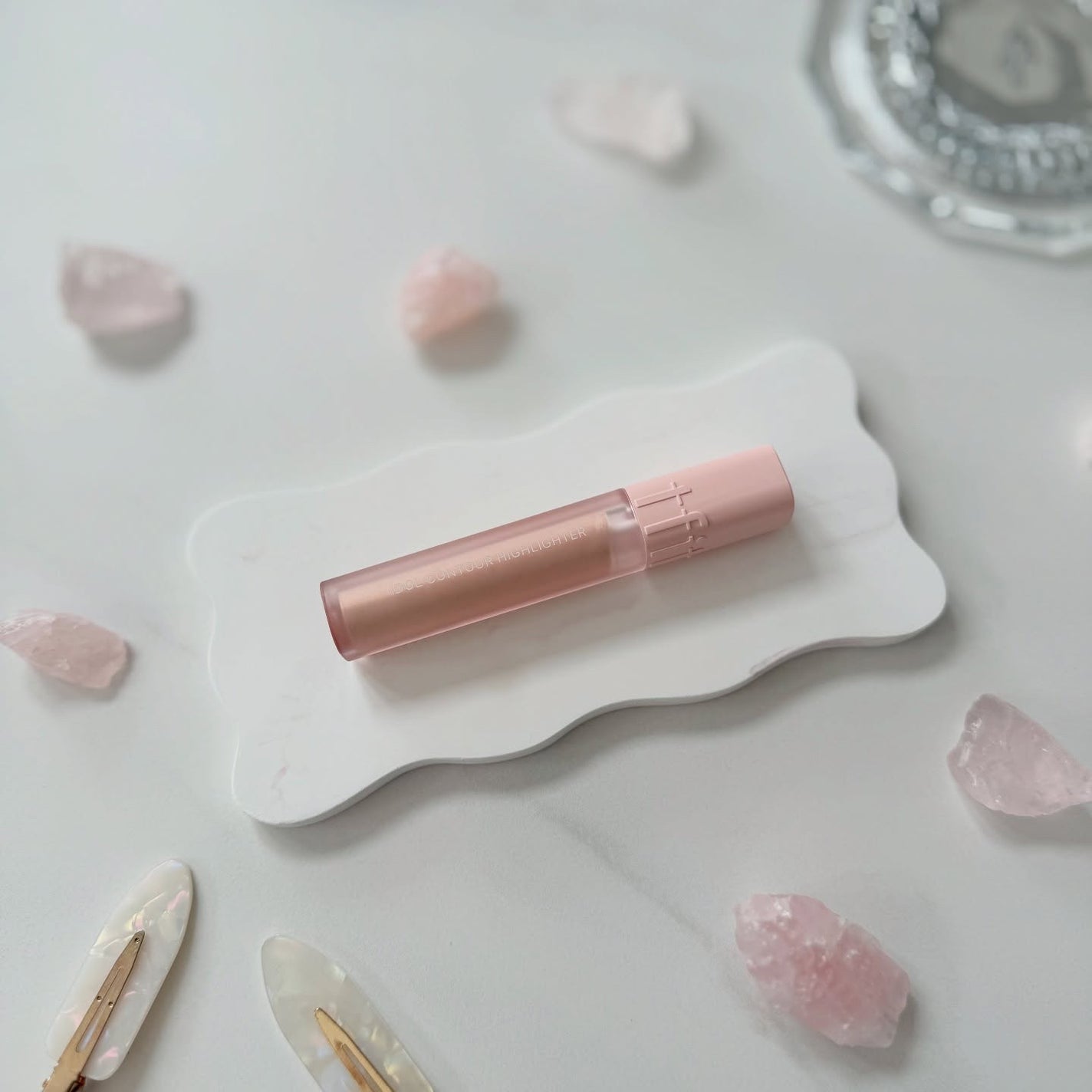 アイドル コントゥア ハイライター/TFIT/リキッドハイライトを使ったクチコミ(1枚目)