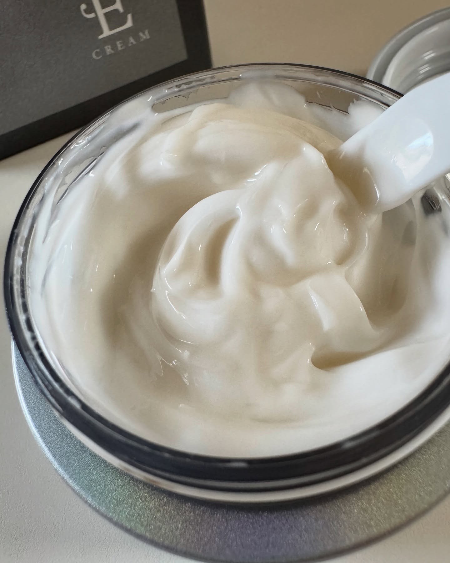 エテルナム​ クリーム ​/エテルナム/フェイスクリームを使ったクチコミ（3枚目）