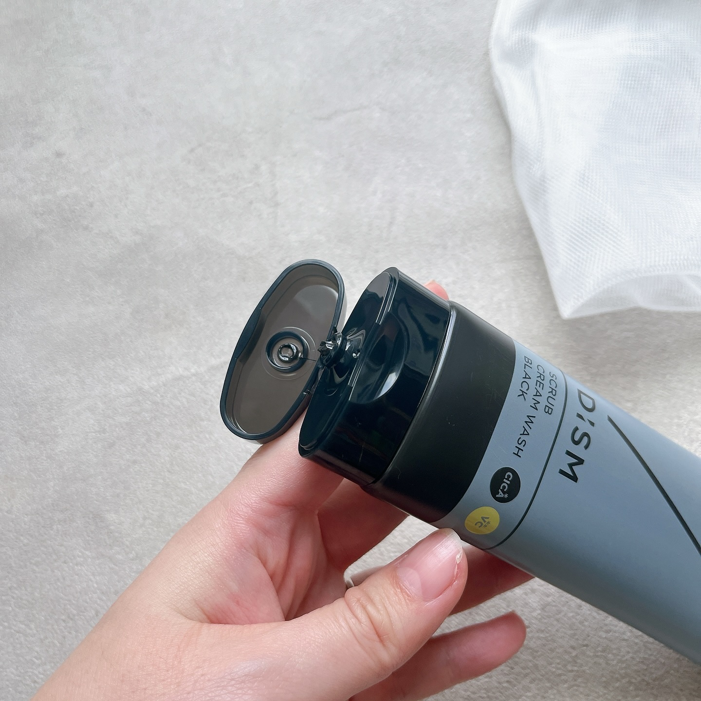 ディズム　スクラブクリームウォッシュ ブラック/DISM/洗顔フォームを使ったクチコミ（2枚目）