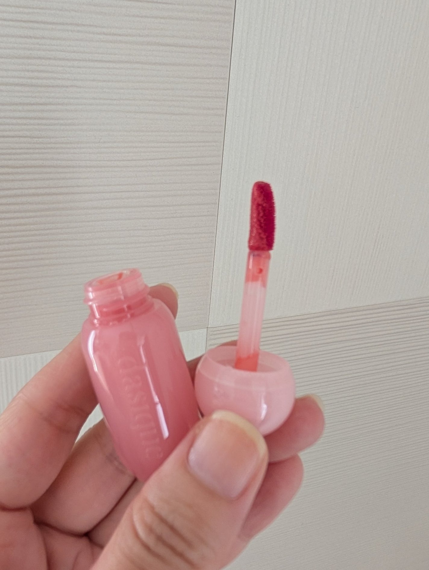 ジューシーデューイグロウティント/dasique/リップティントを使ったクチコミ(2枚目)