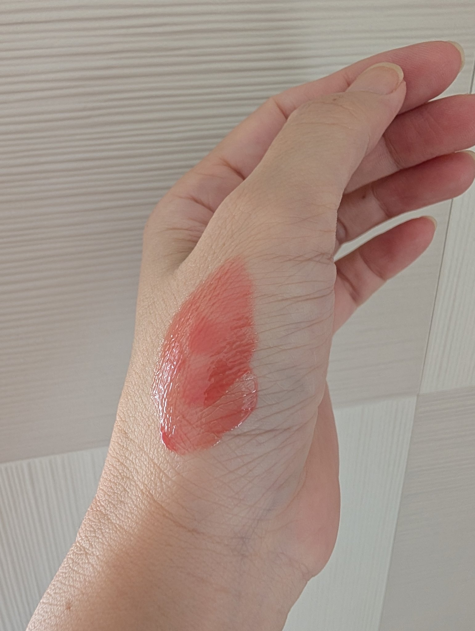 ジューシーデューイグロウティント 01 ピーチグレース/dasique/リップティントを使ったクチコミ（3枚目）