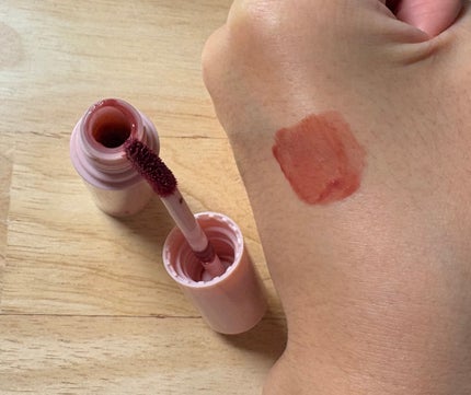 アンドバイロムアンド グラッシーボムティント BR02 ローズビーン/&nd by rom&nd/リップティントの画像