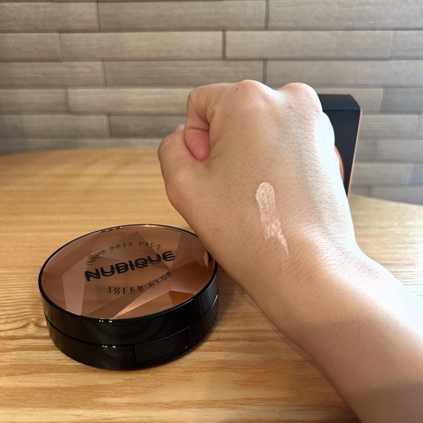 グロウクッションファンデーション/NUDIQUE/クッションファンデーションを使ったクチコミ(7枚目)