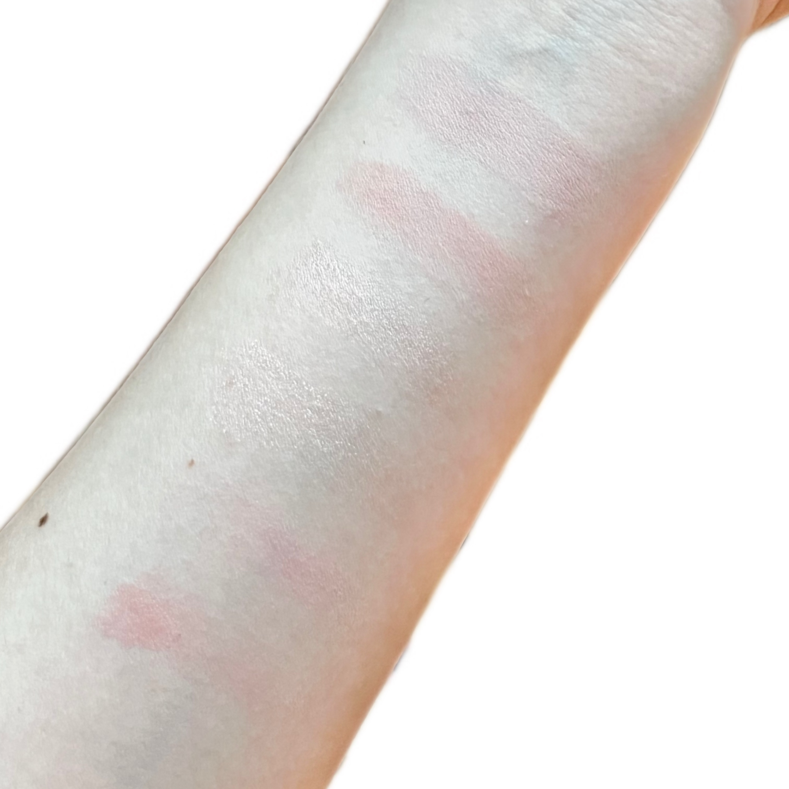 シームレスウェアクッション/wakemake/クッションファンデーションを使ったクチコミ（2枚目）