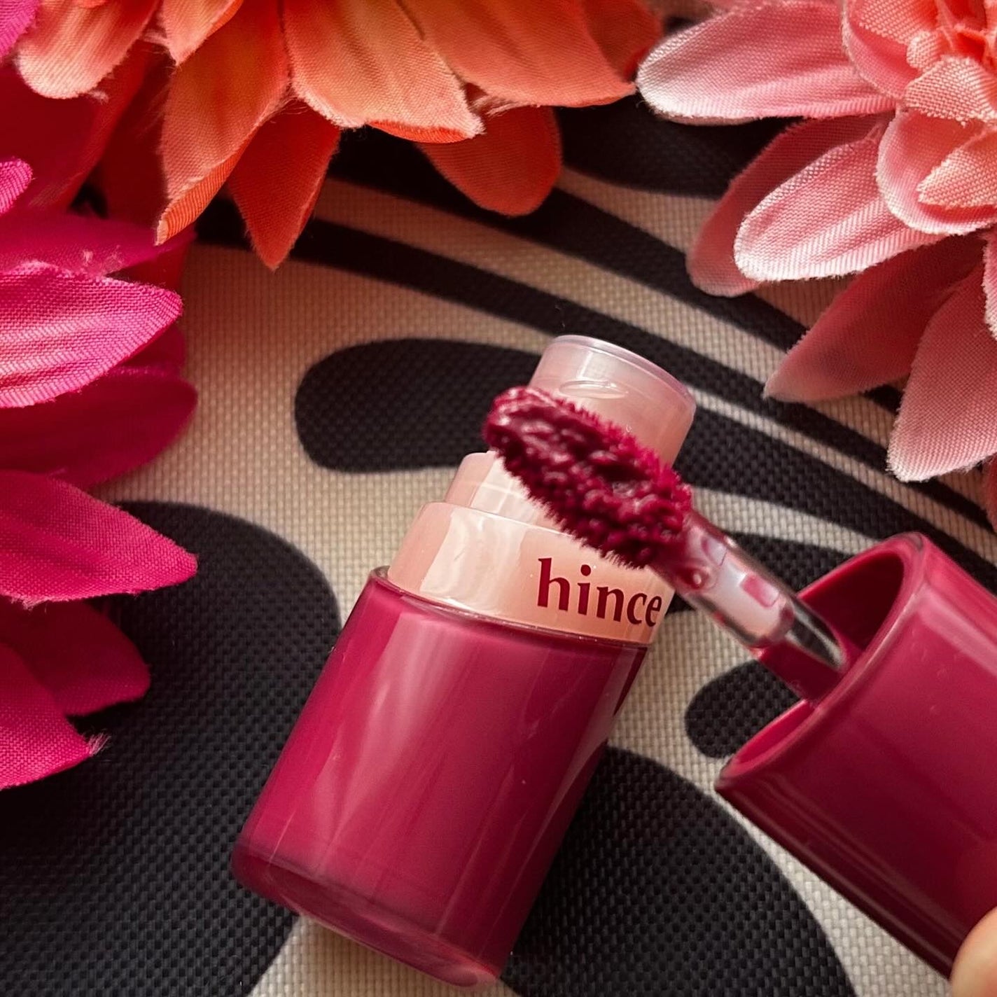 ロウグロウジェルティント/hince/リップティントを使ったクチコミ(2枚目)