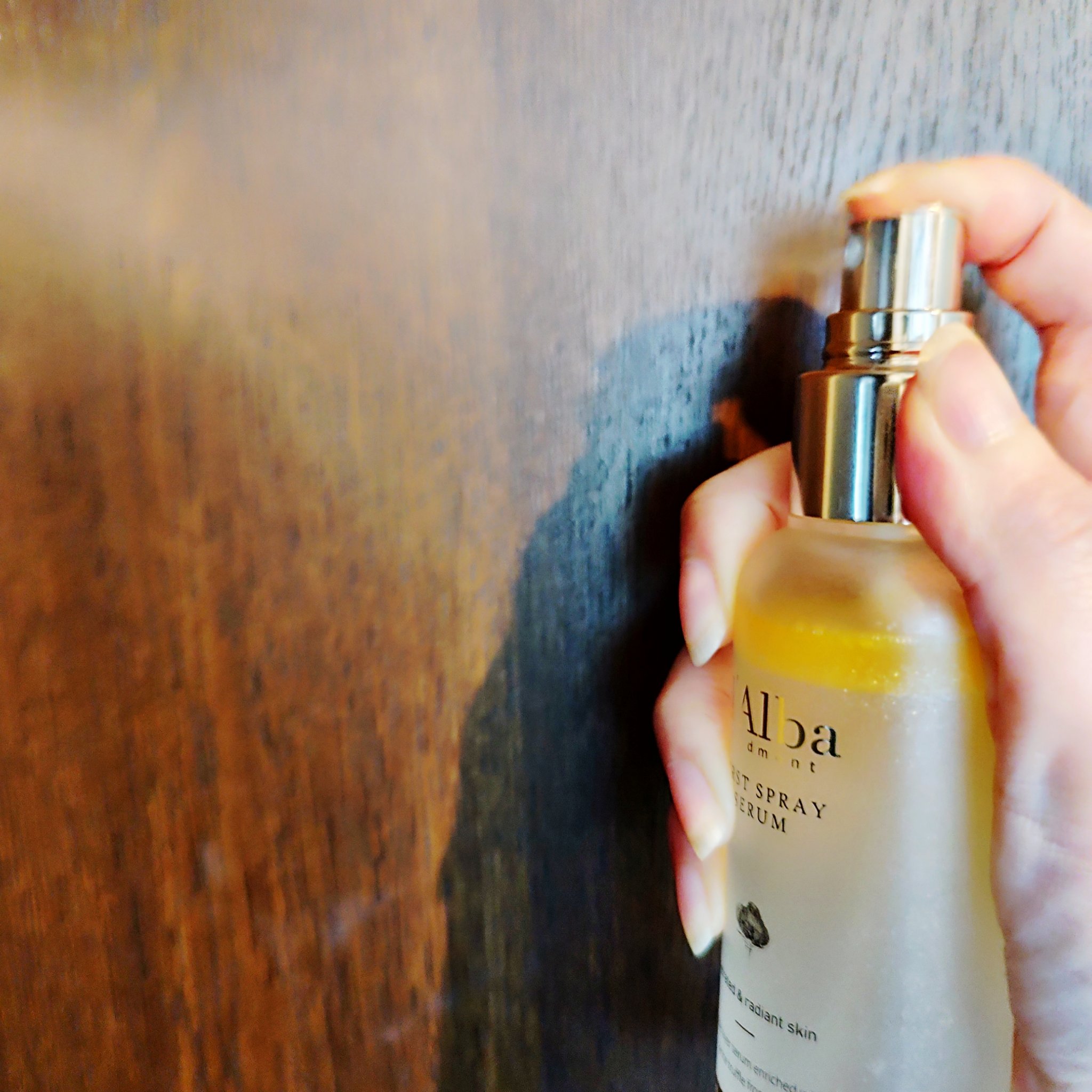 ダルバ ホワイトトリュフファーストスプレーセラム/ダルバ/ミスト状化粧水を使ったクチコミ（2枚目）