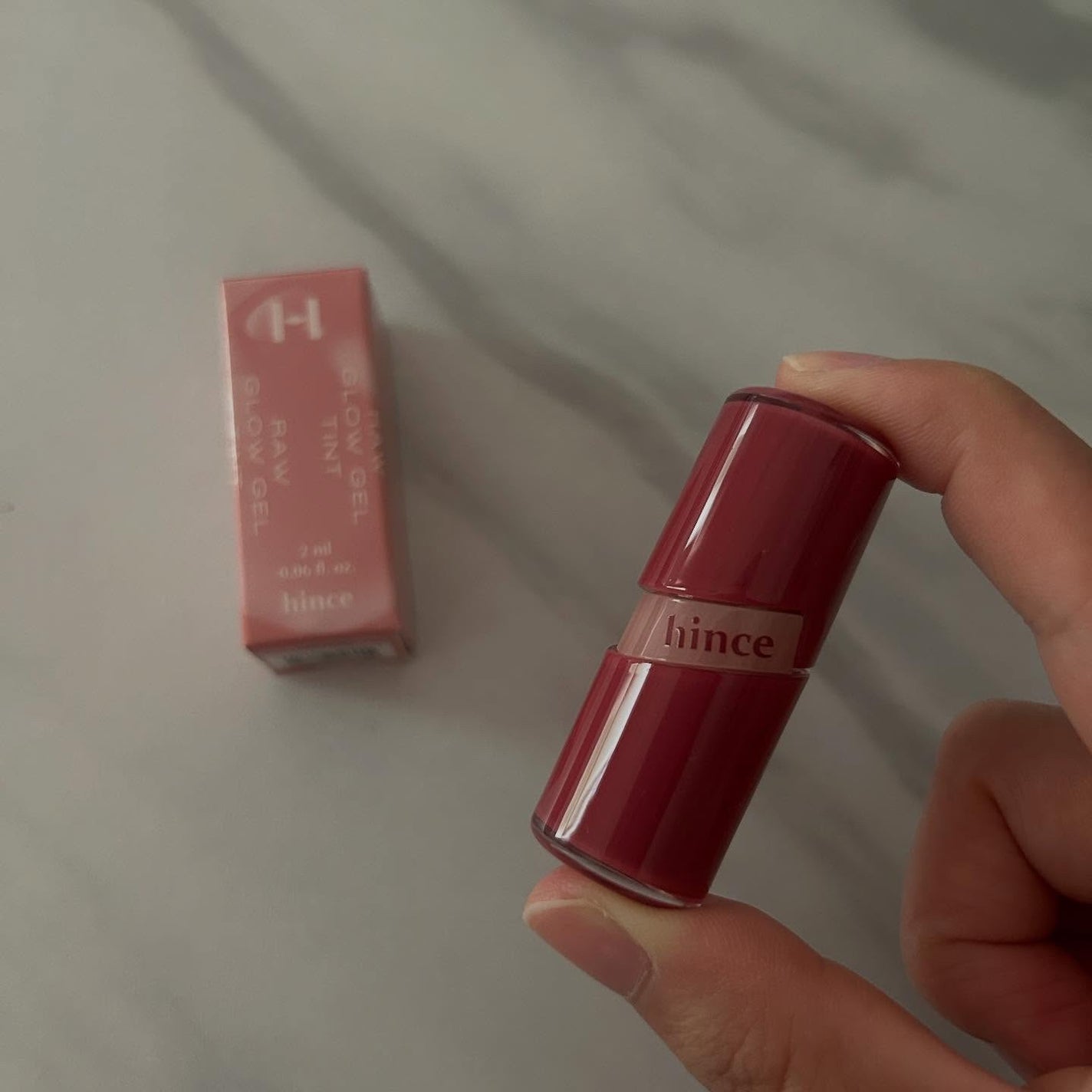 ロウグロウジェルティント/hince/リップティントを使ったクチコミ(2枚目)