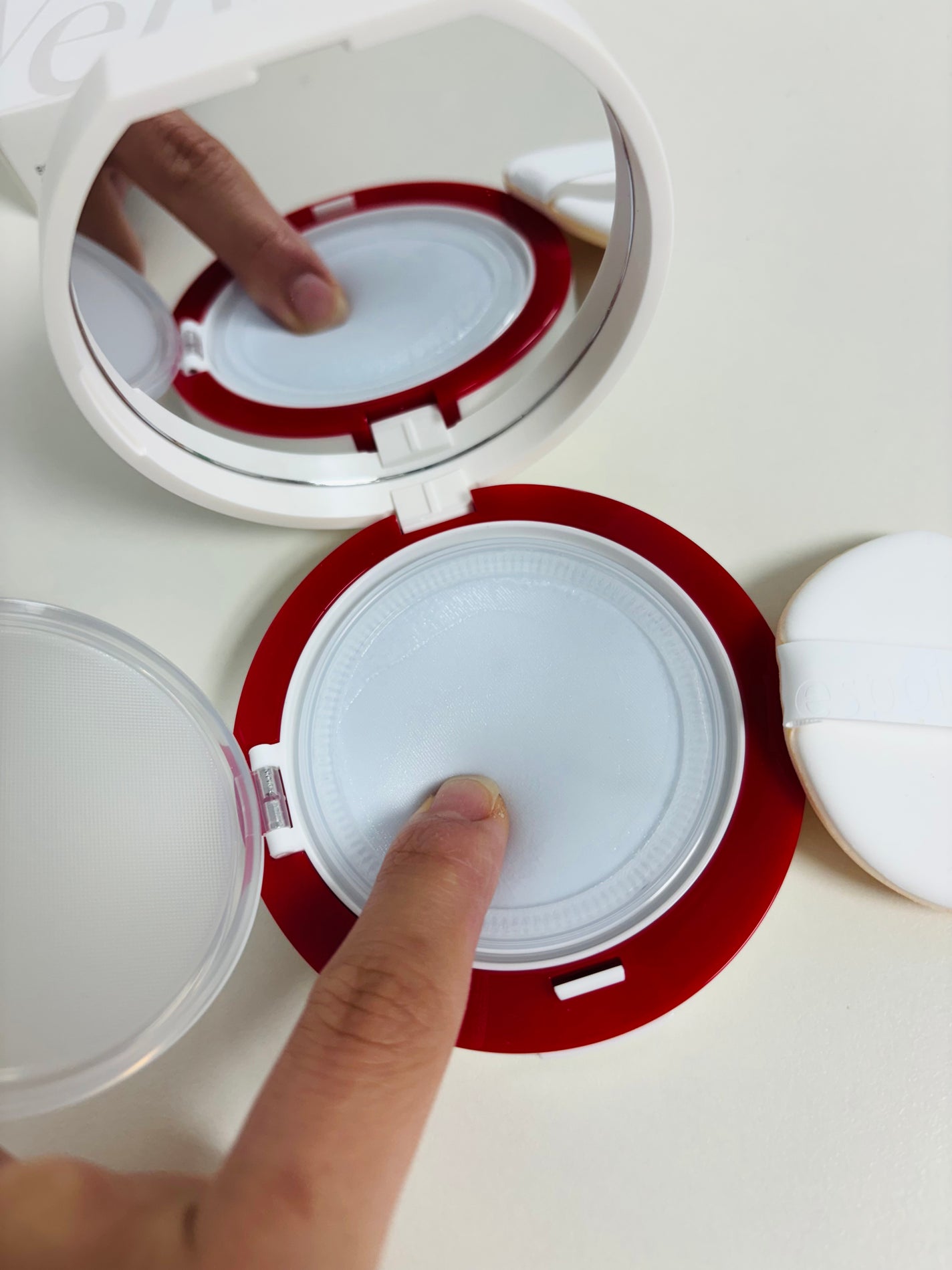 ビーベルベット セバムカットクッション/espoir/プレストパウダーを使ったクチコミ(4枚目)