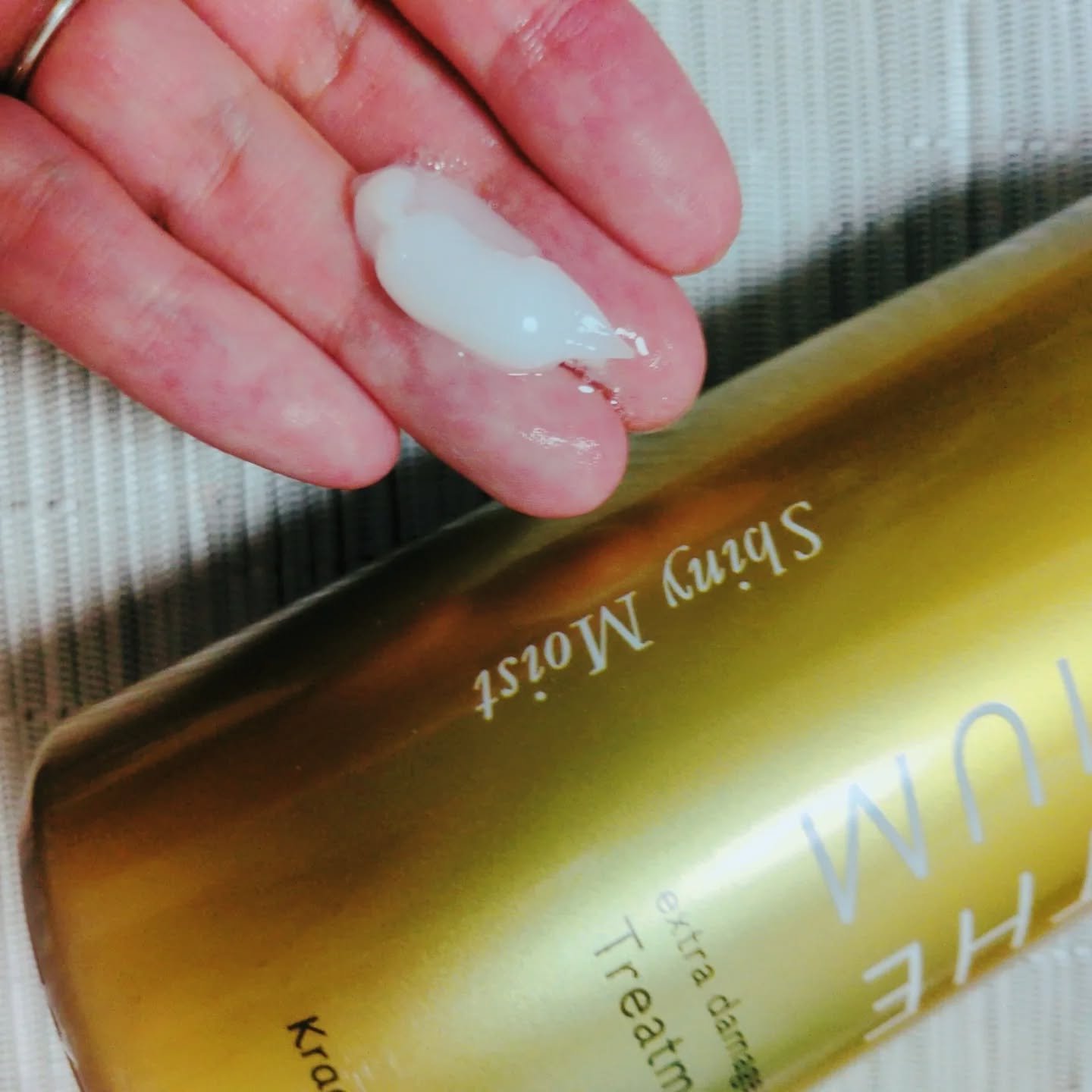 THE PREMIUM エクストラダメージケアシャンプー／トリートメント（シャイニーモイスト）/いち髪/市販シャンプーを使ったクチコミ（3枚目）