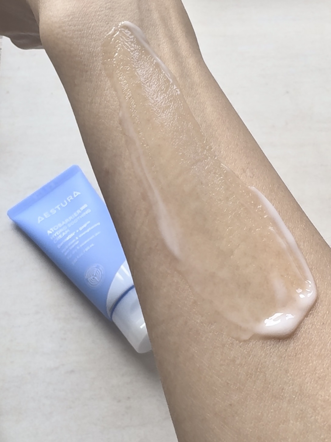 アトバリア365 ハイドロクリーム /AESTURA/フェイスクリームを使ったクチコミ（2枚目）